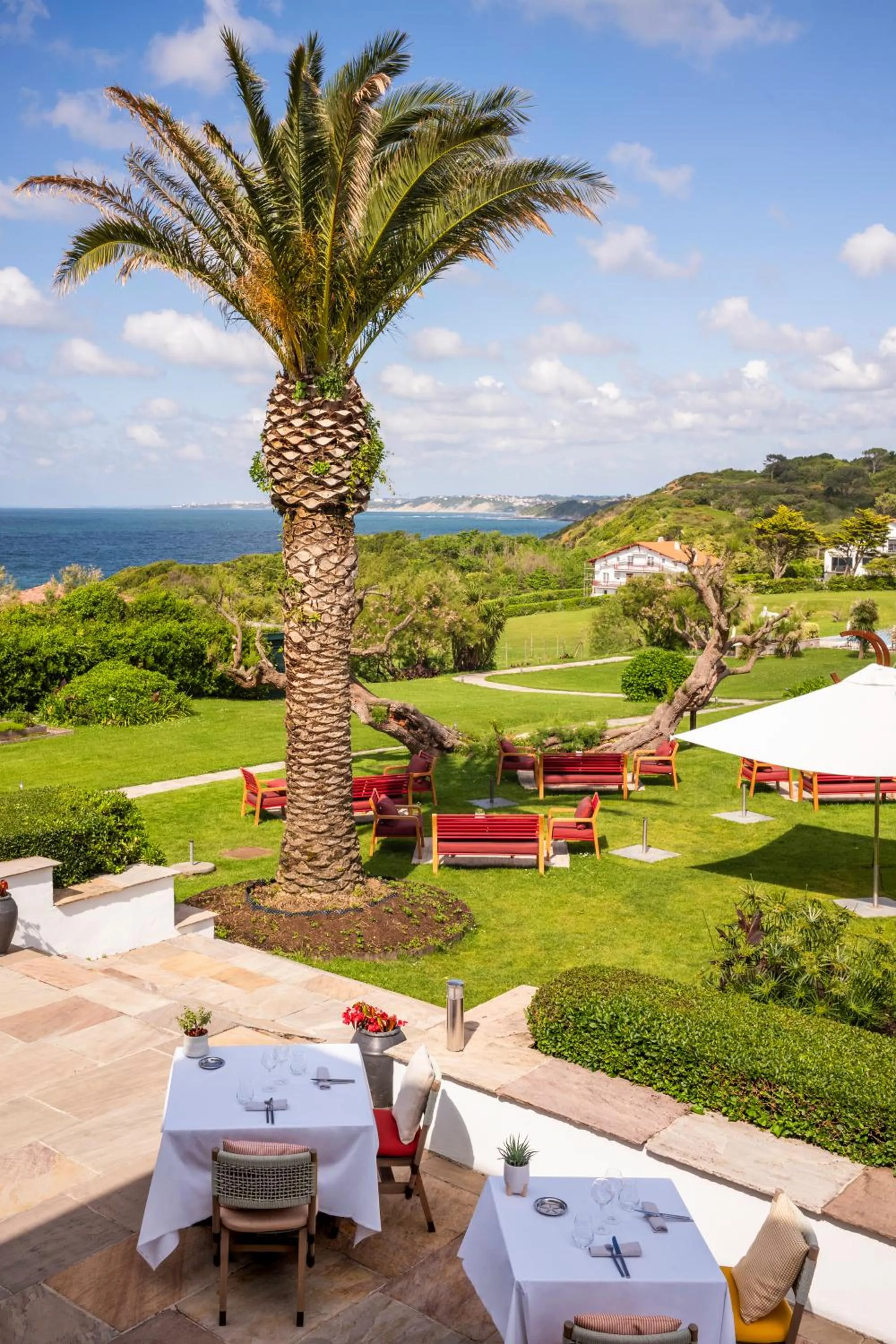 Restaurant/places to eat in Hôtel La Réserve