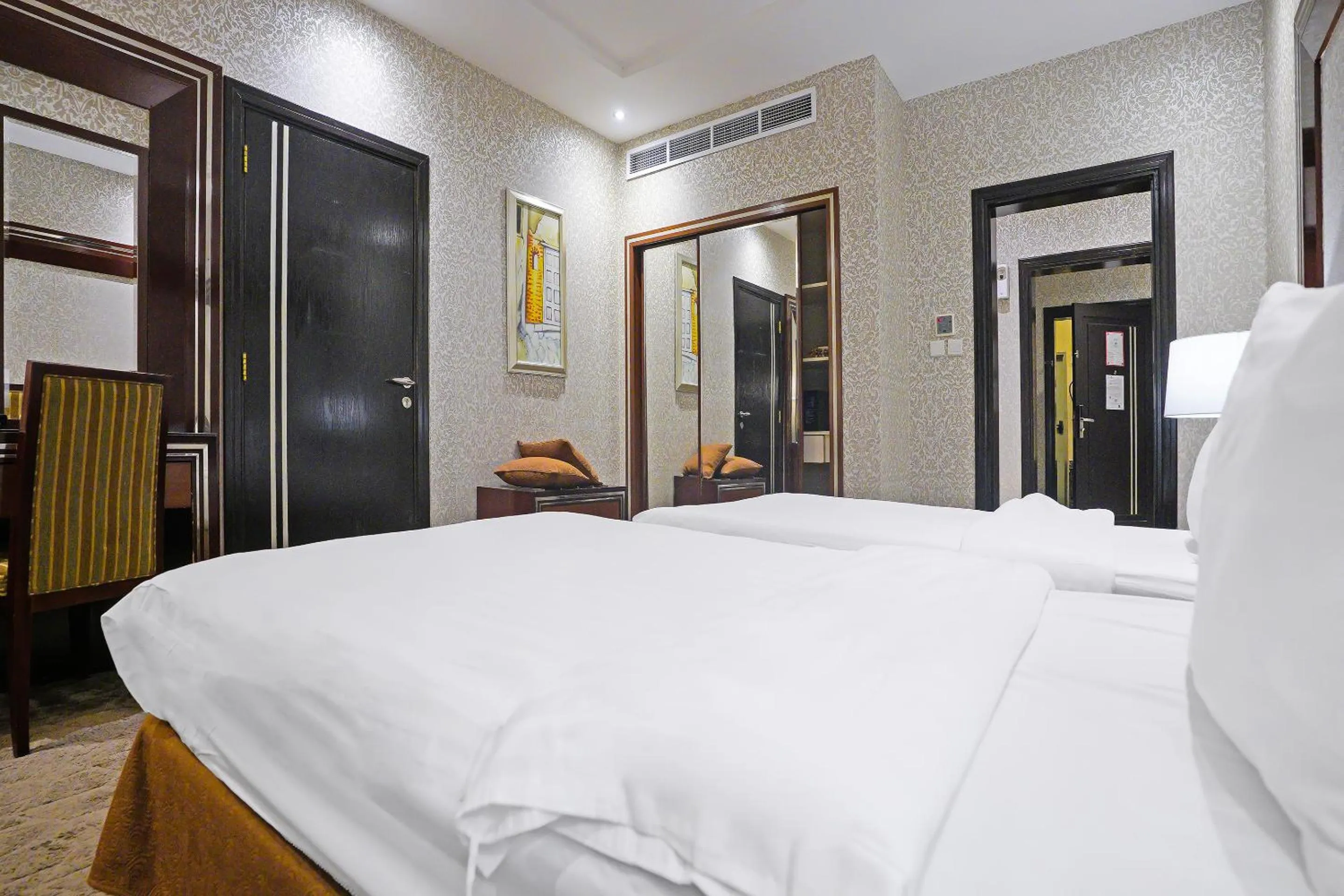 Photo of the whole room in Garden Palace Hotel