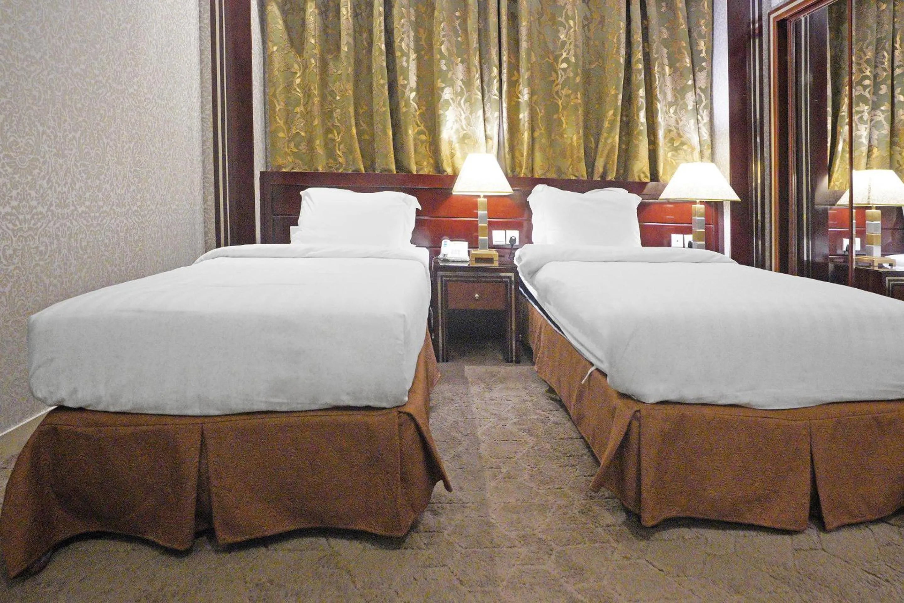 Photo of the whole room in Garden Palace Hotel