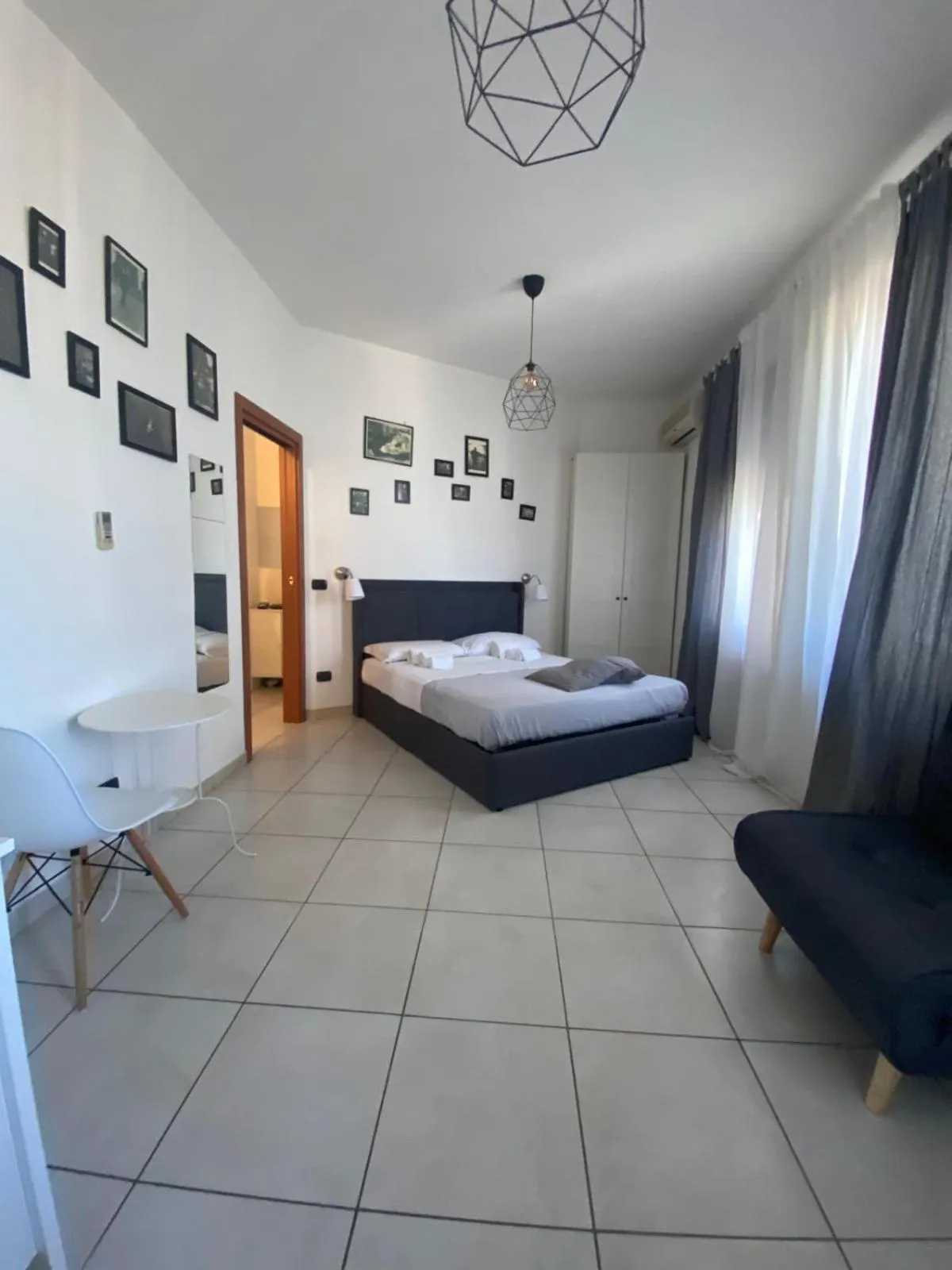 Bed in B&B 30 mt dal Duomo