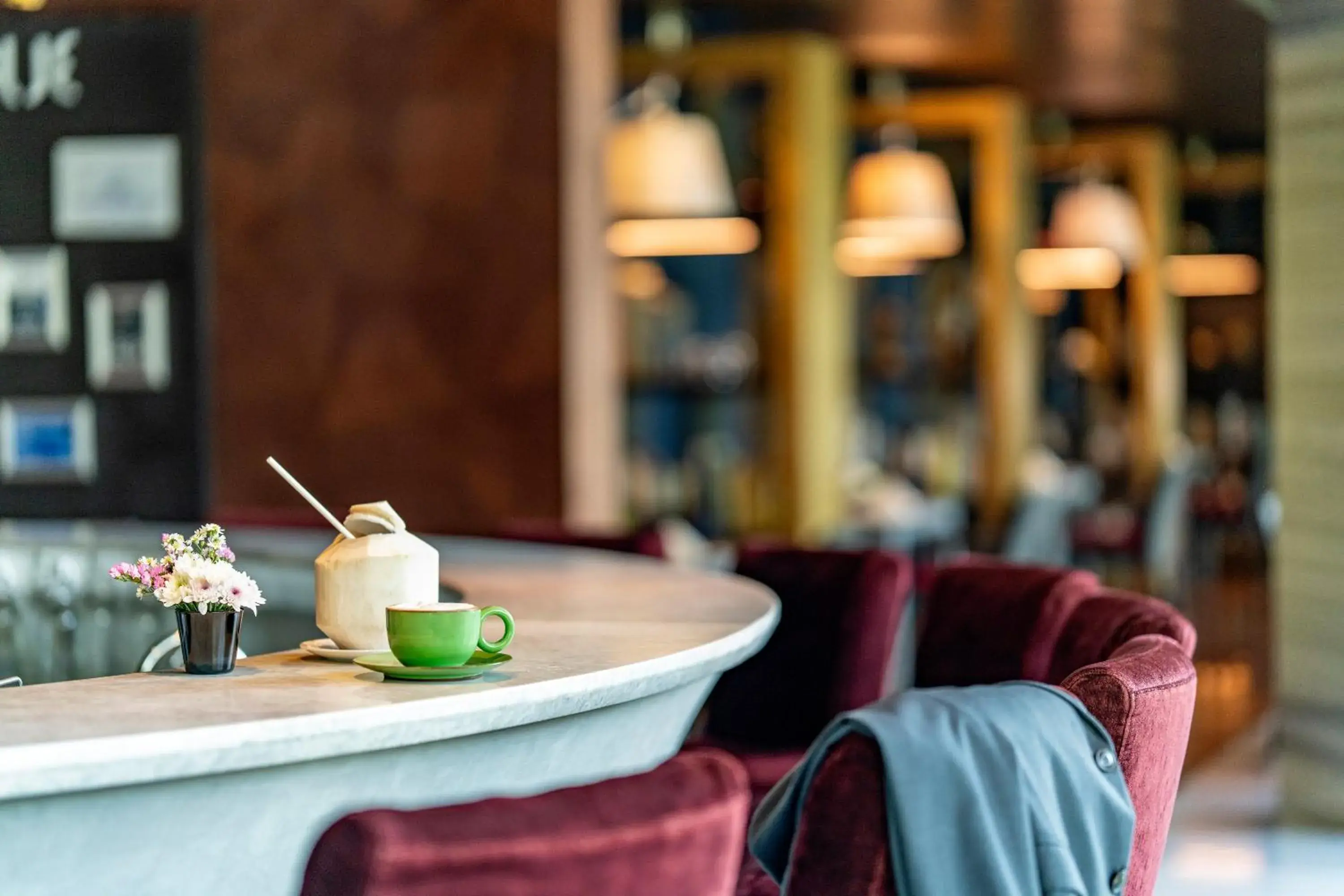 Lounge or bar in TUI BLUE Maduzi Hotel Bangkok Lounge or bar in TUI BLUE Maduzi Hotel Bangkok