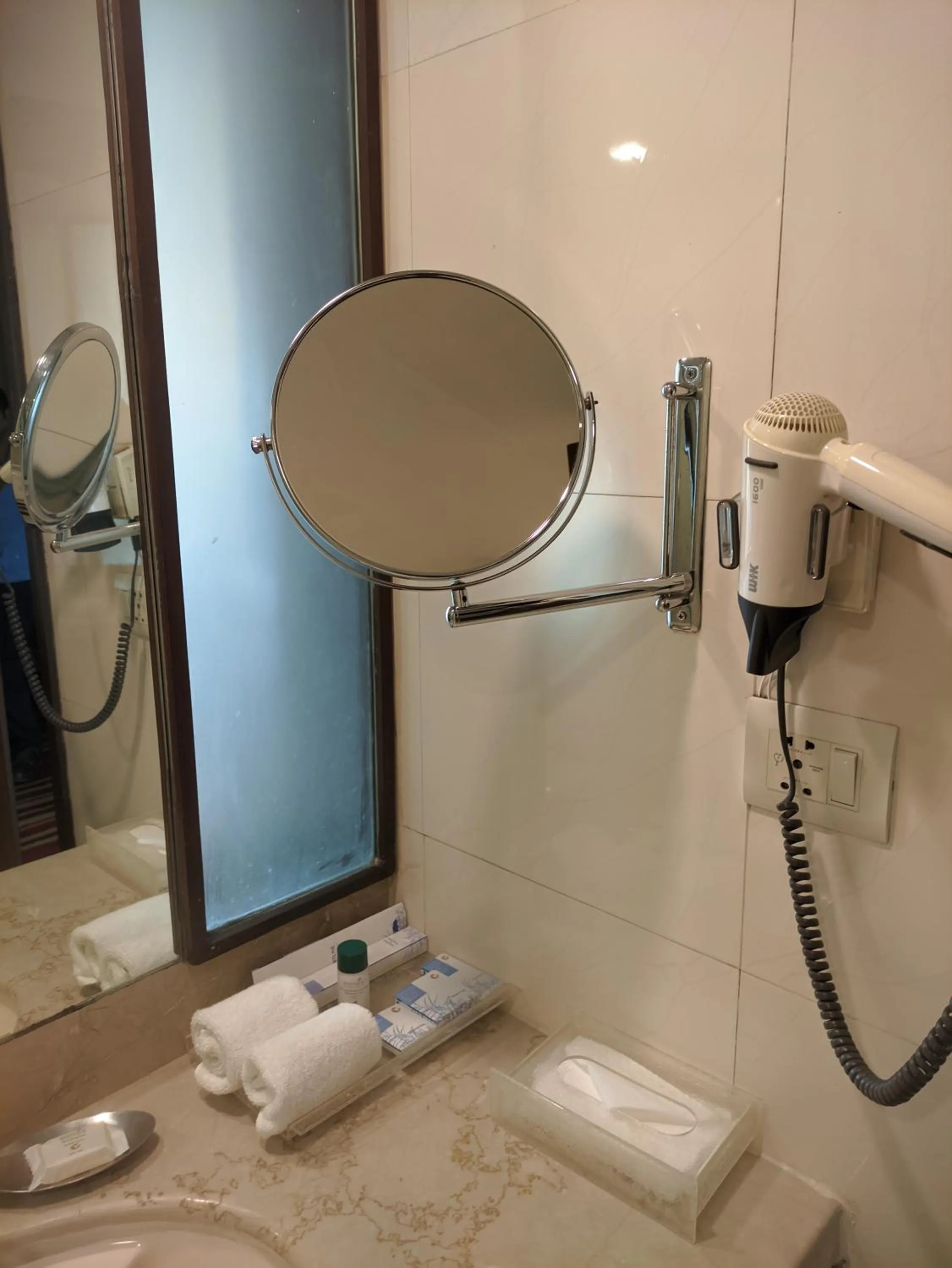 Bathroom in Fortune Select Global, Gurugram - Member ITC Hotels' Group