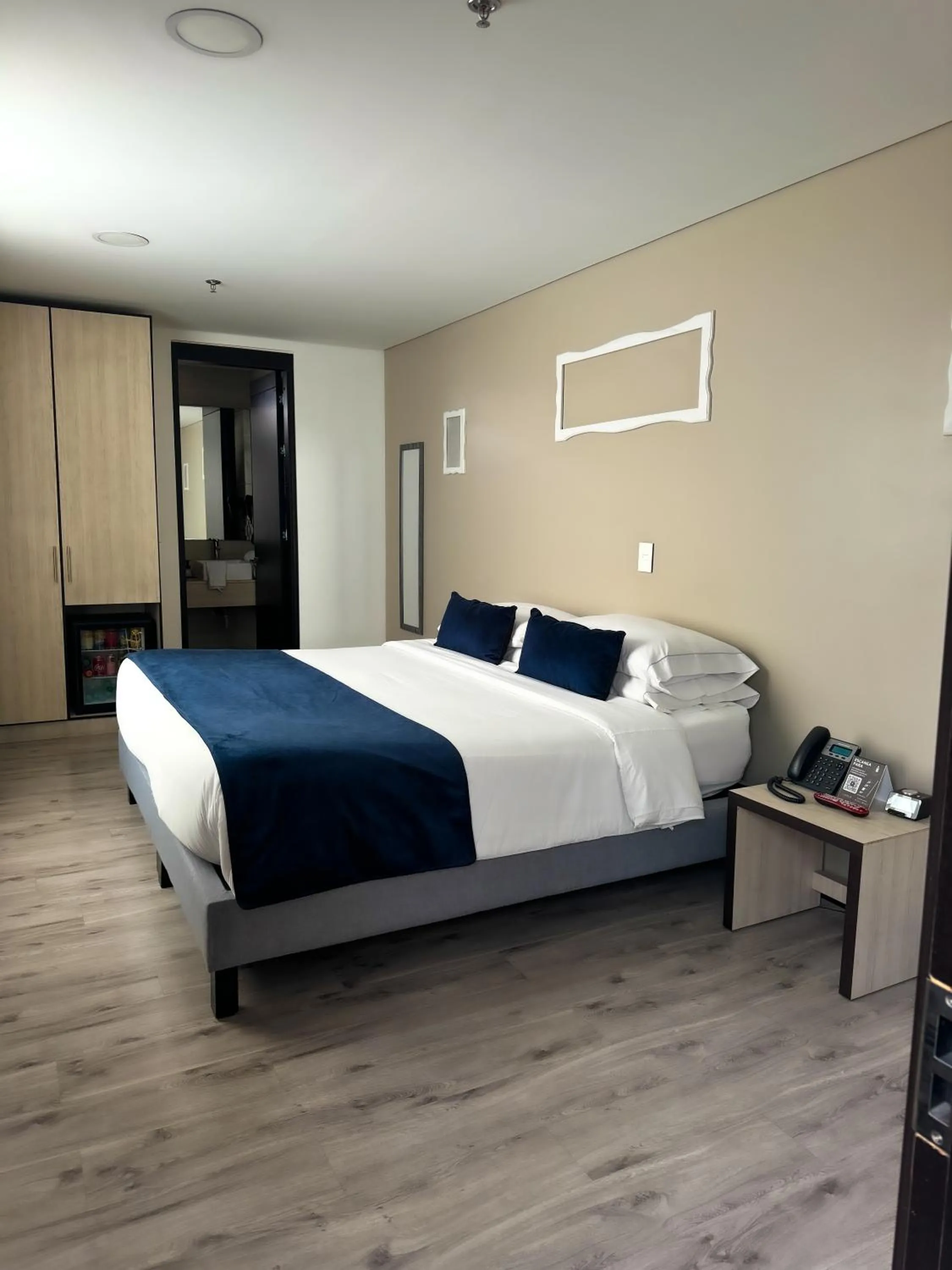 Bed in Hotel WLH Silver Bogota - White Lighthouse