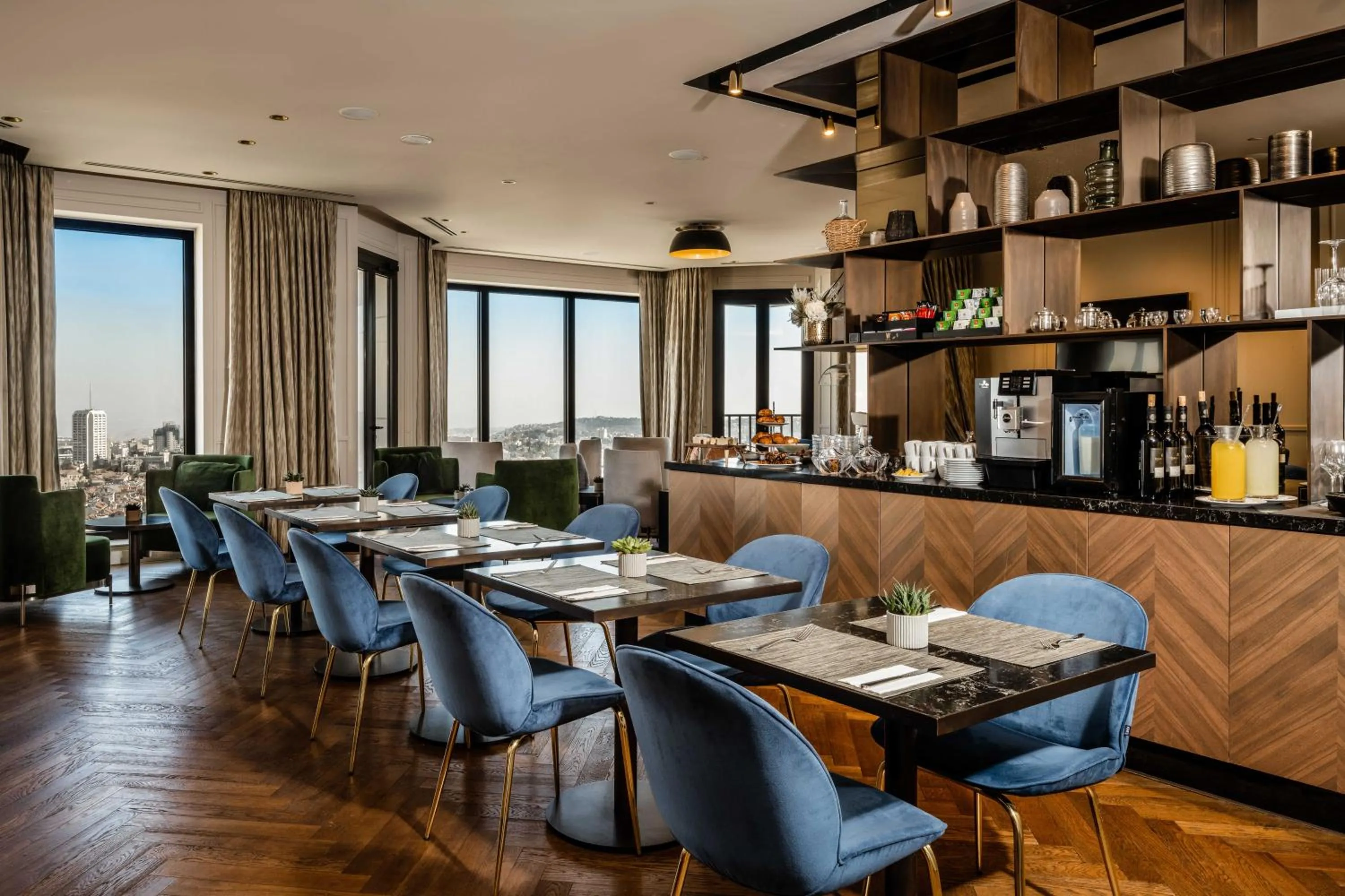 Lounge or bar in VERT Jerusalem by AFI Hotel