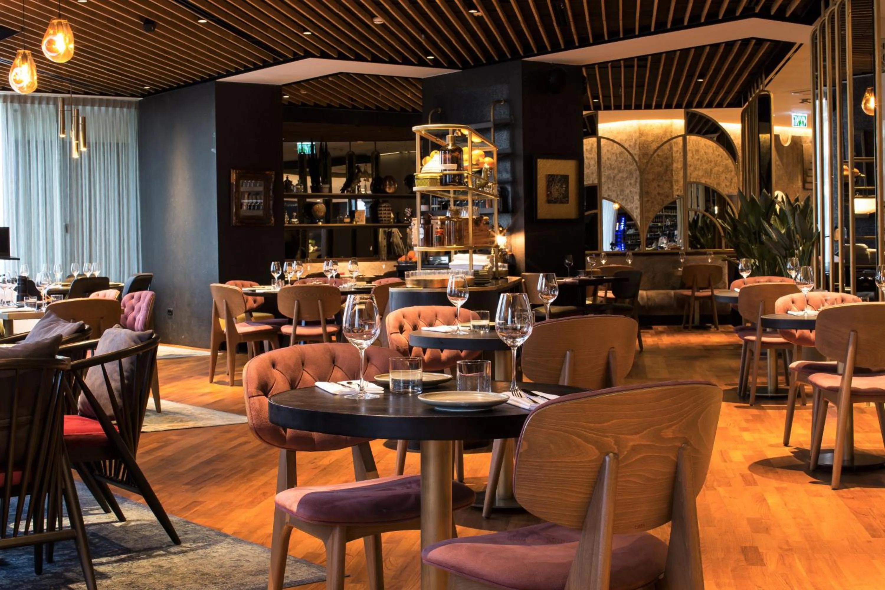 Restaurant/places to eat in VERT Jerusalem by AFI Hotel