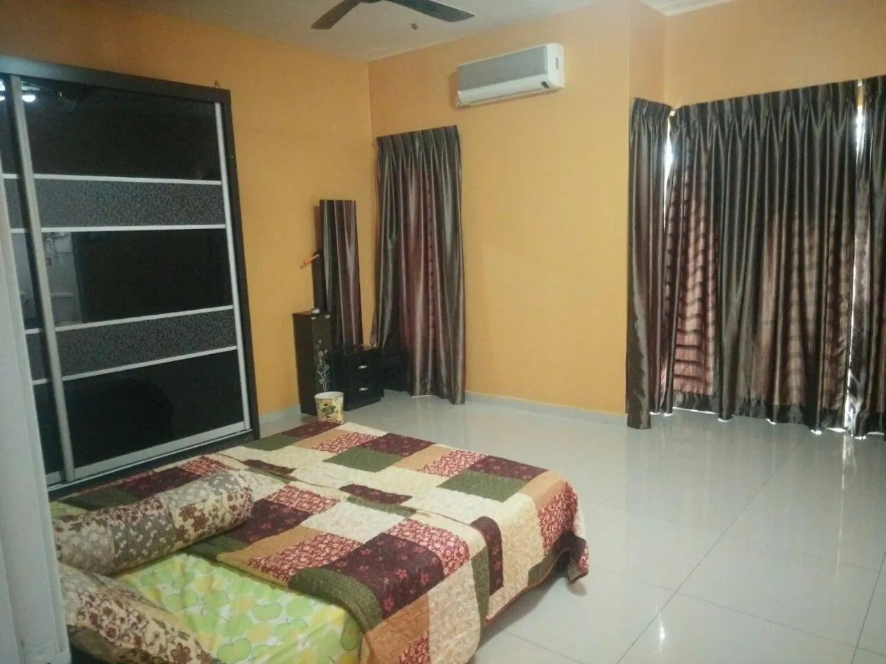 Vacation Home in Kluang Seri Casa TSI