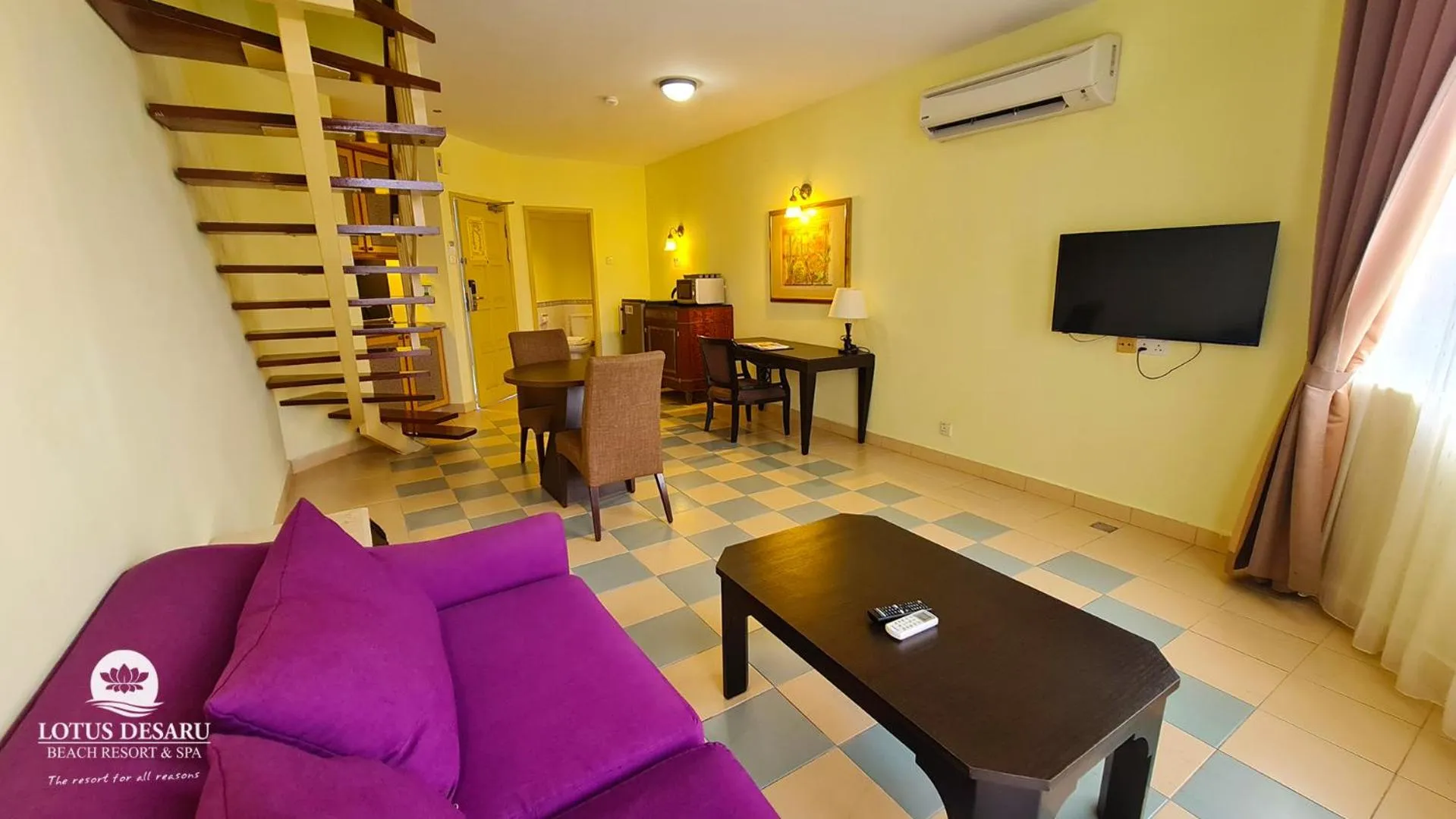 TV and multimedia in Lotus Desaru Beach Resort & Spa