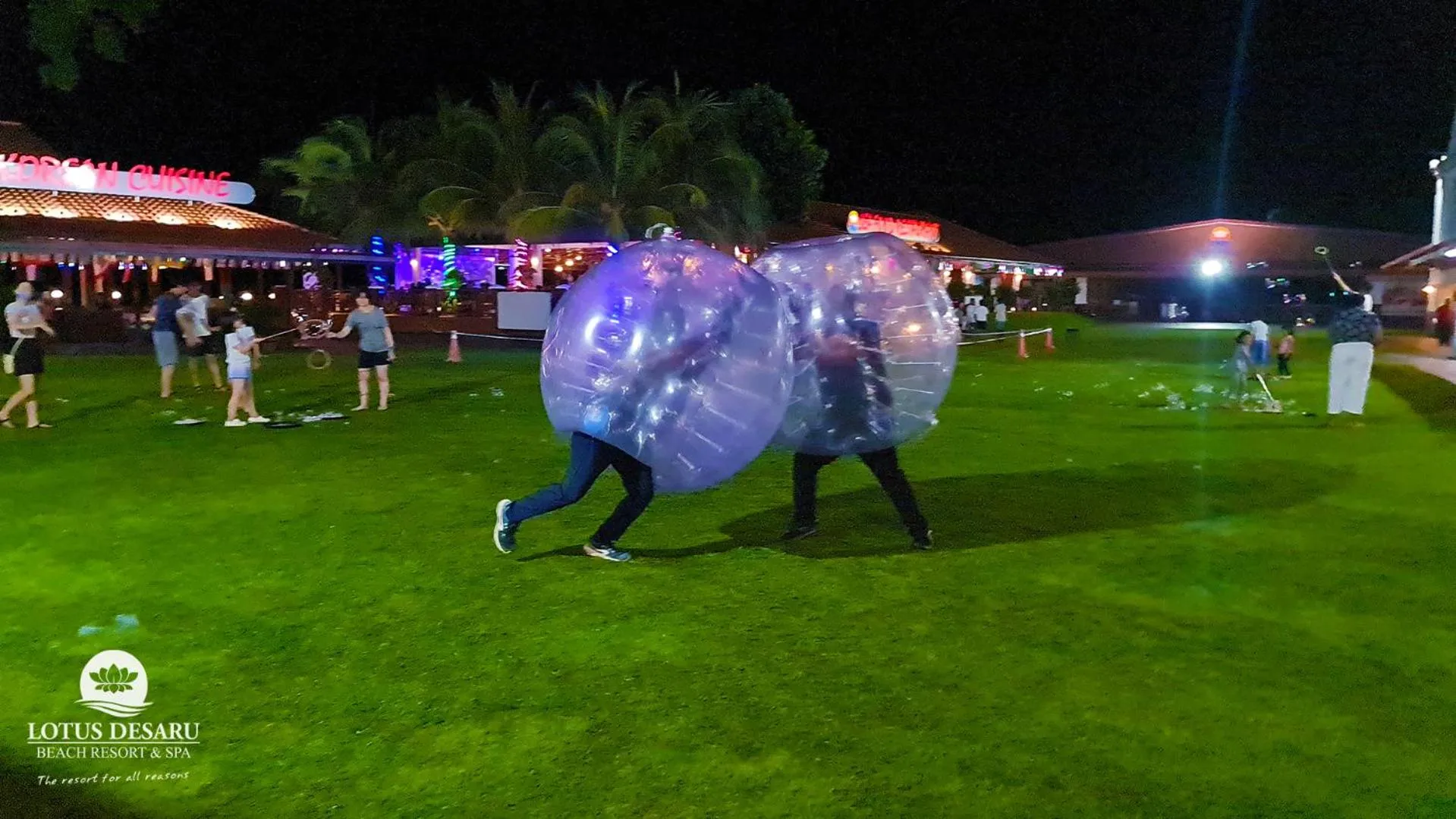 Evening entertainment in Lotus Desaru Beach Resort & Spa