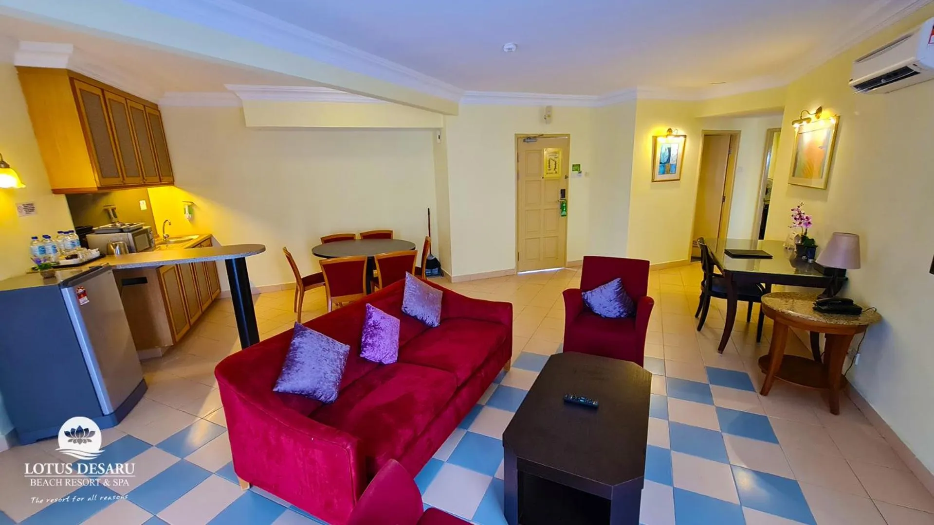 TV and multimedia in Lotus Desaru Beach Resort & Spa