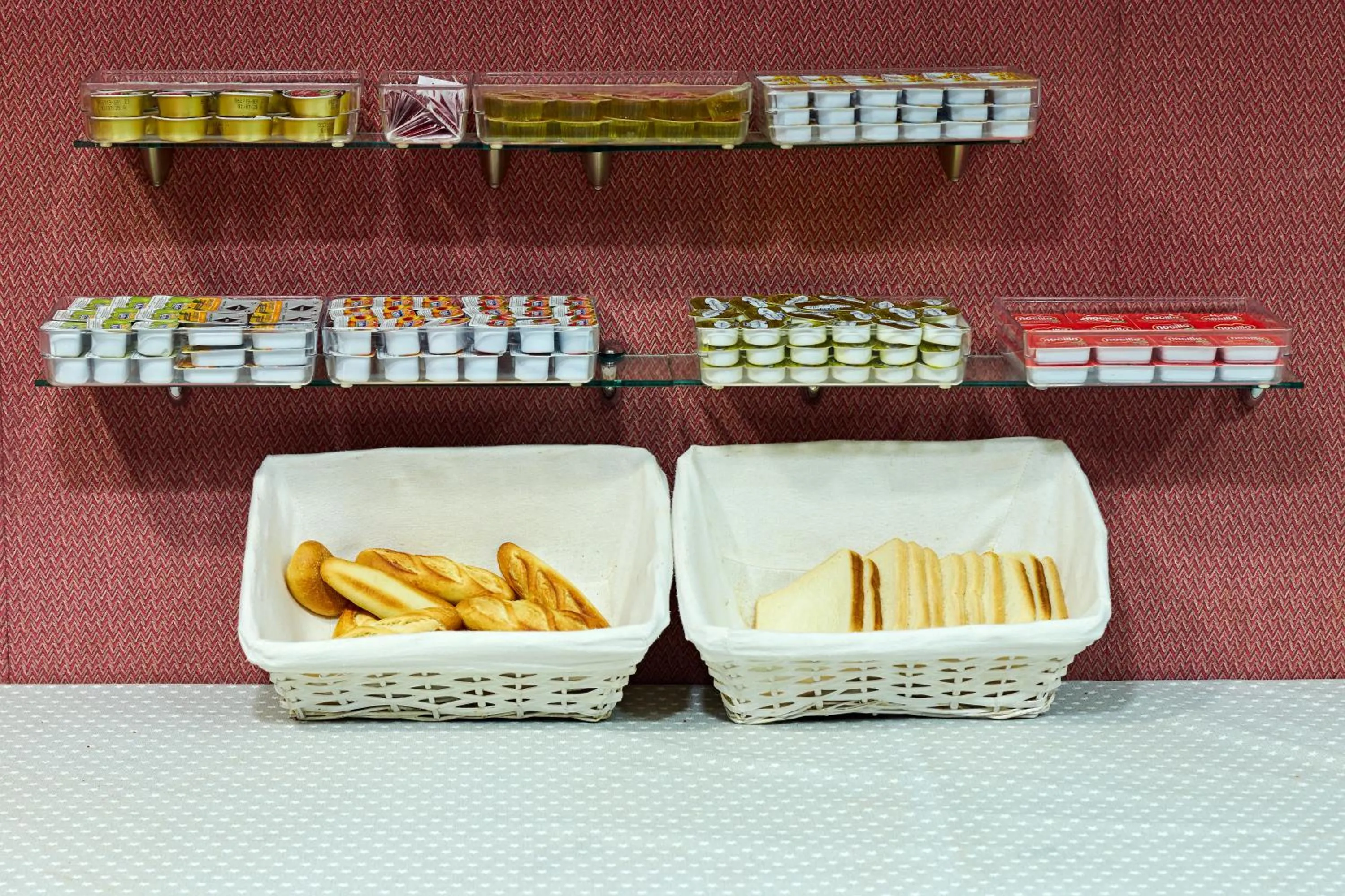 Food and drinks in Hotel San Jorge