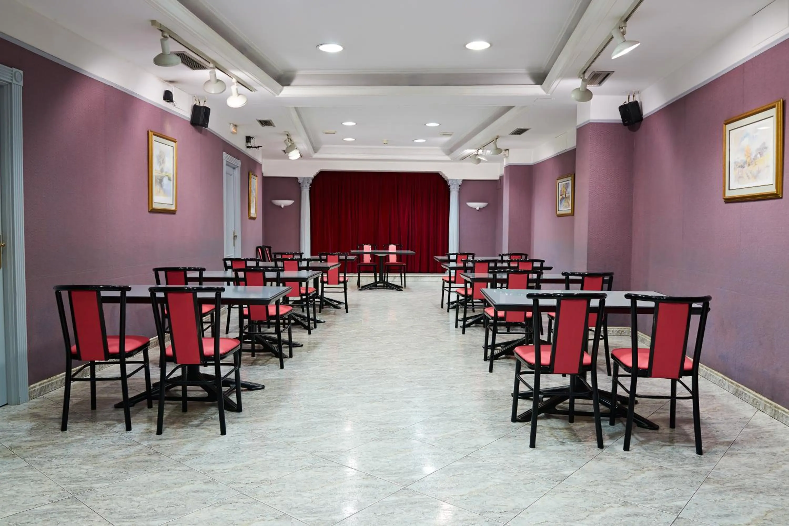 Lounge or bar in Hotel San Jorge