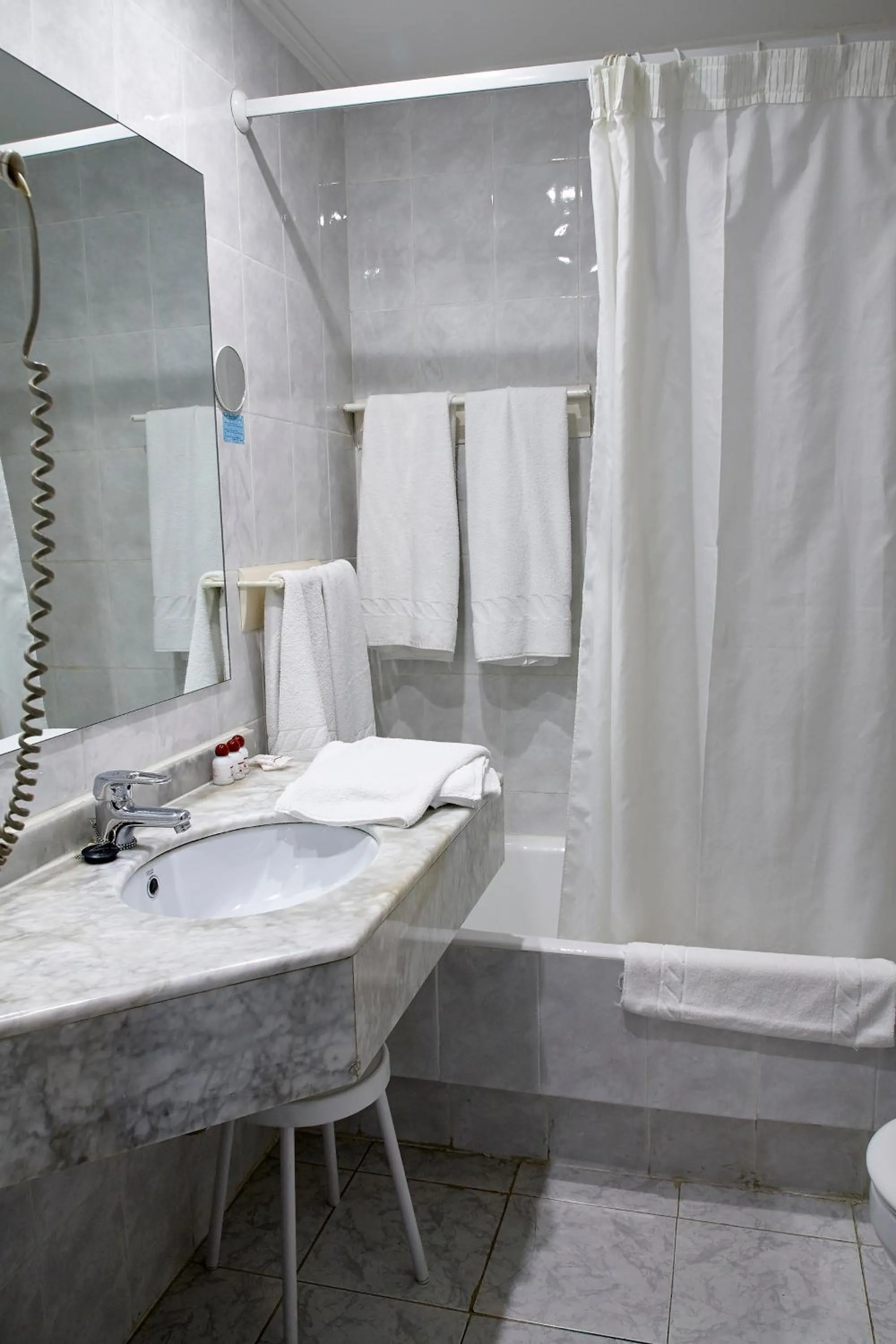 Bathroom in Hotel San Jorge