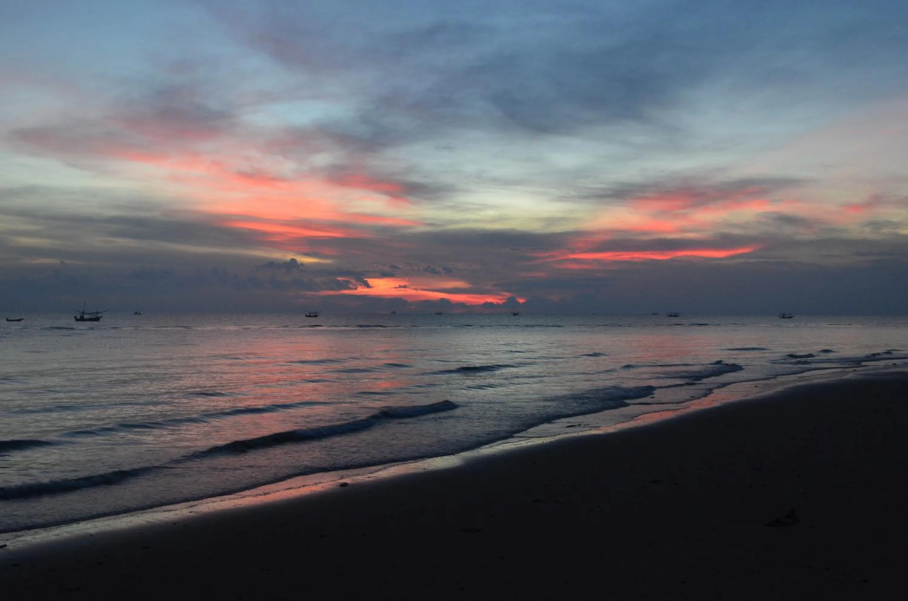 Area and facilities in Palm Beach Resort