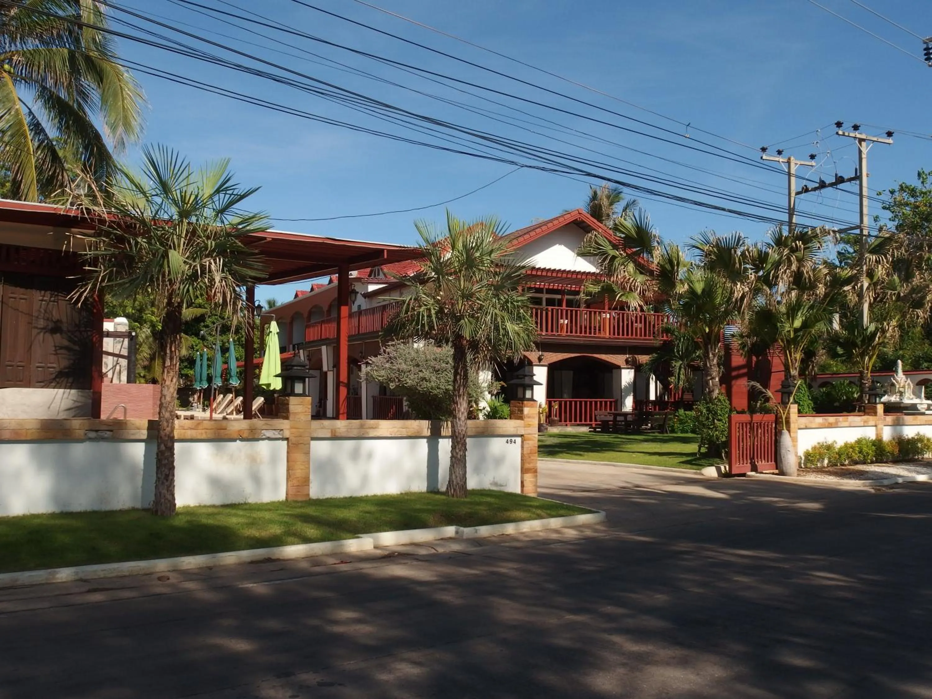 Facade/entrance in Palm Beach Resort