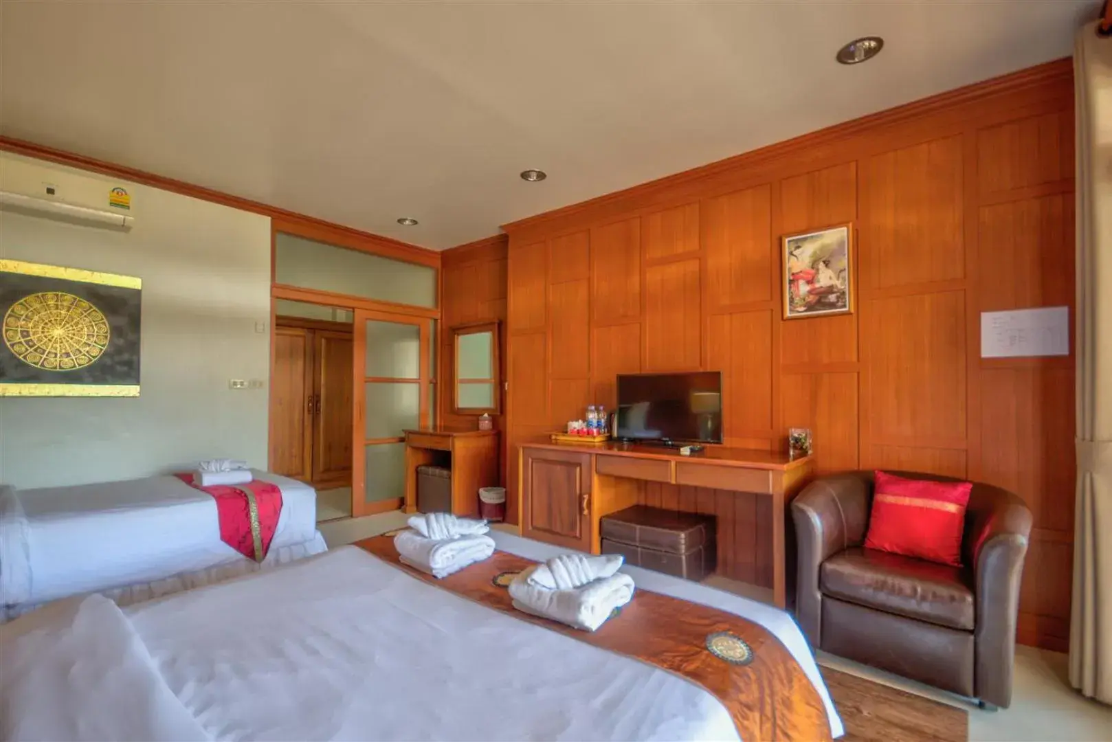 Bed in Palm Beach Resort Bed in Palm Beach Resort