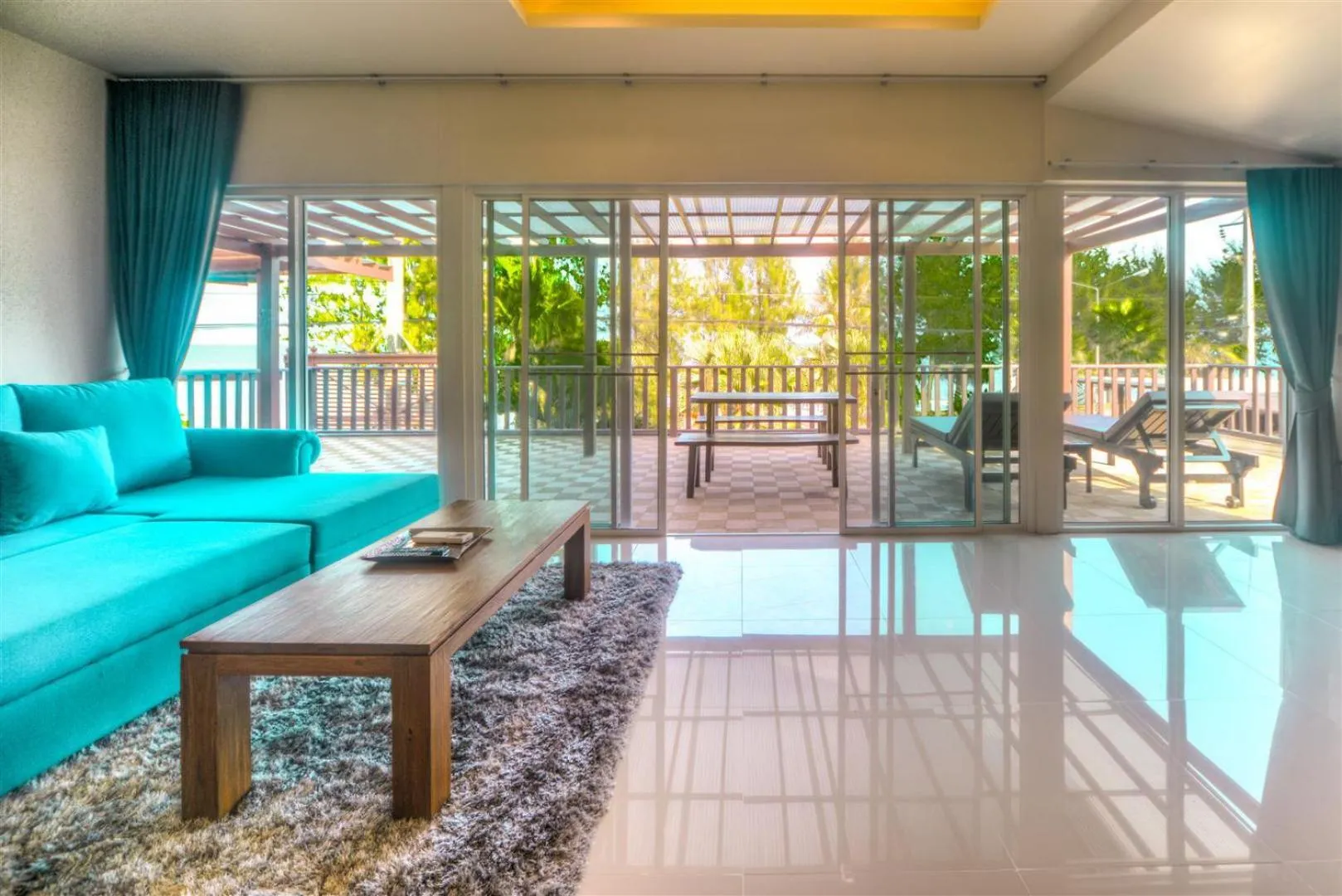 Living room in Palm Beach Resort