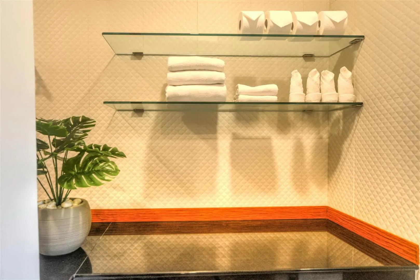 Bathroom in Palm Beach Resort