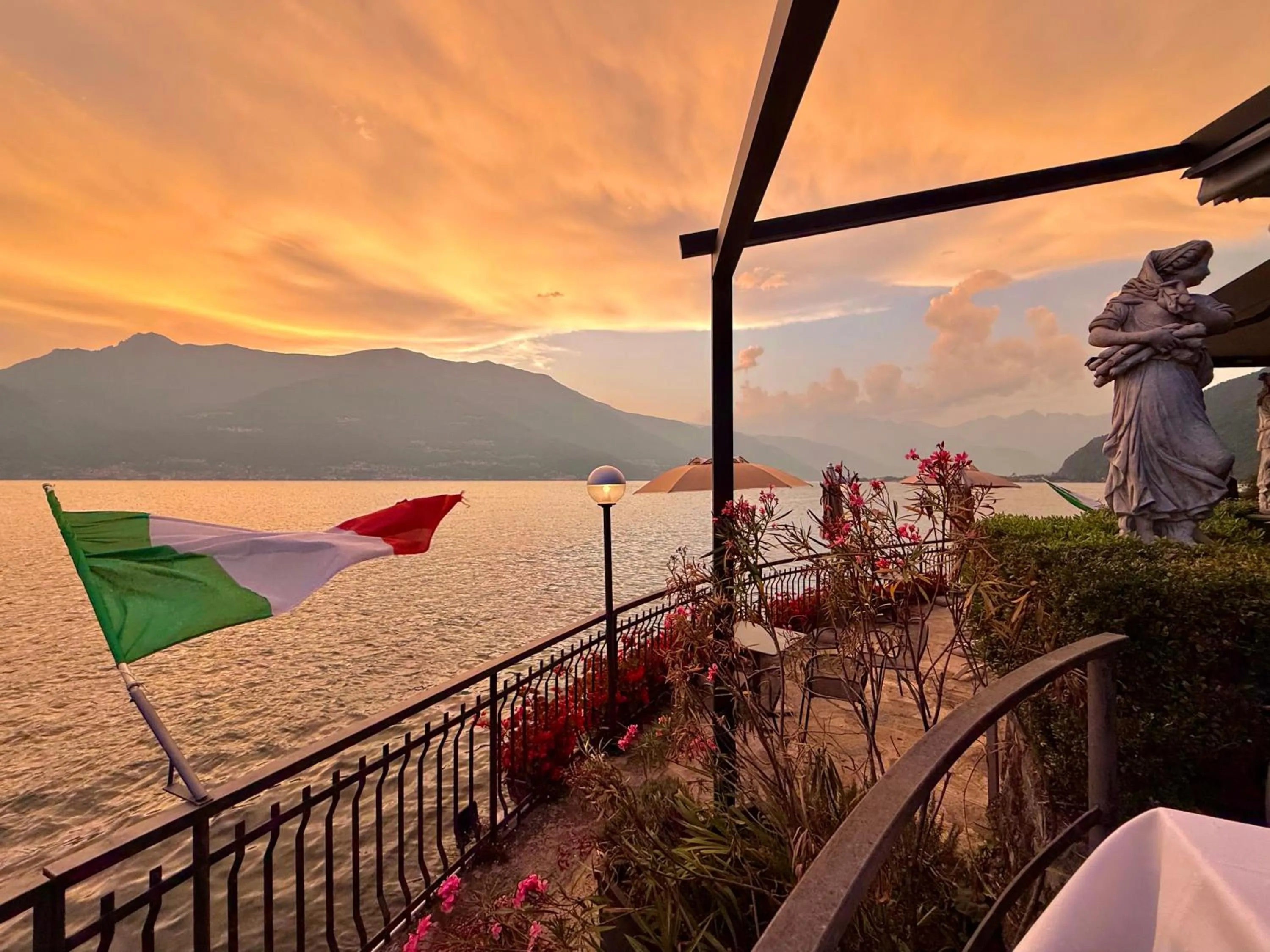 Restaurant/places to eat in Hotel Meridiana