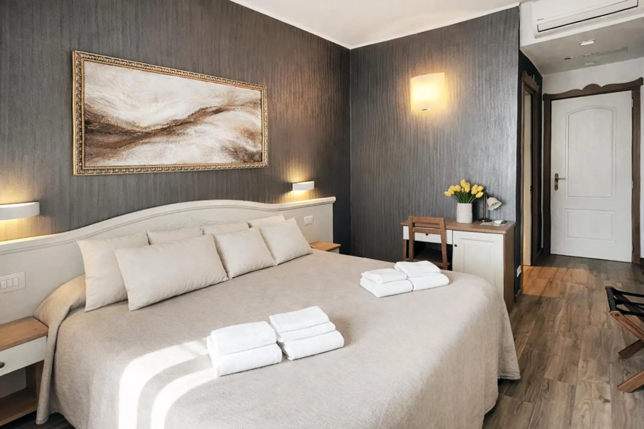 Bed in Hotel Meridiana