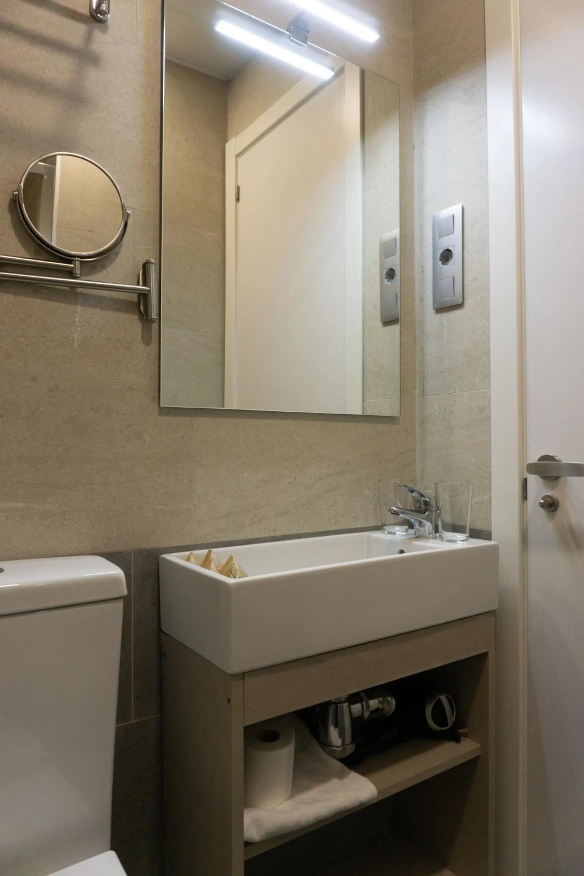 Bathroom in Fontanella Green House