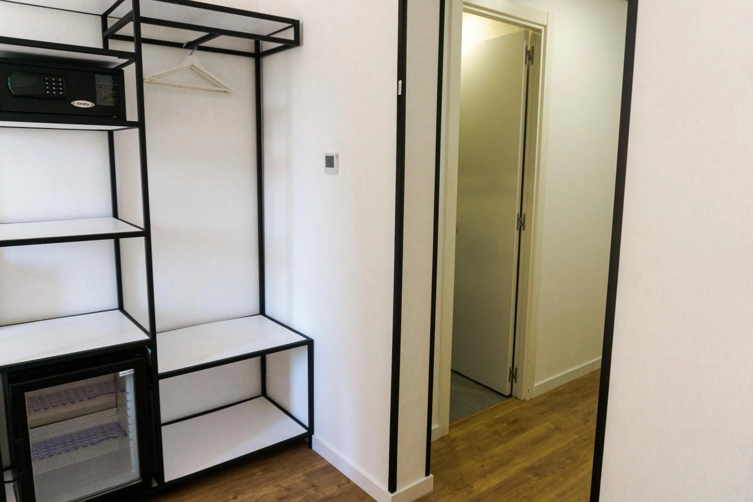 wardrobe in Fontanella Green House