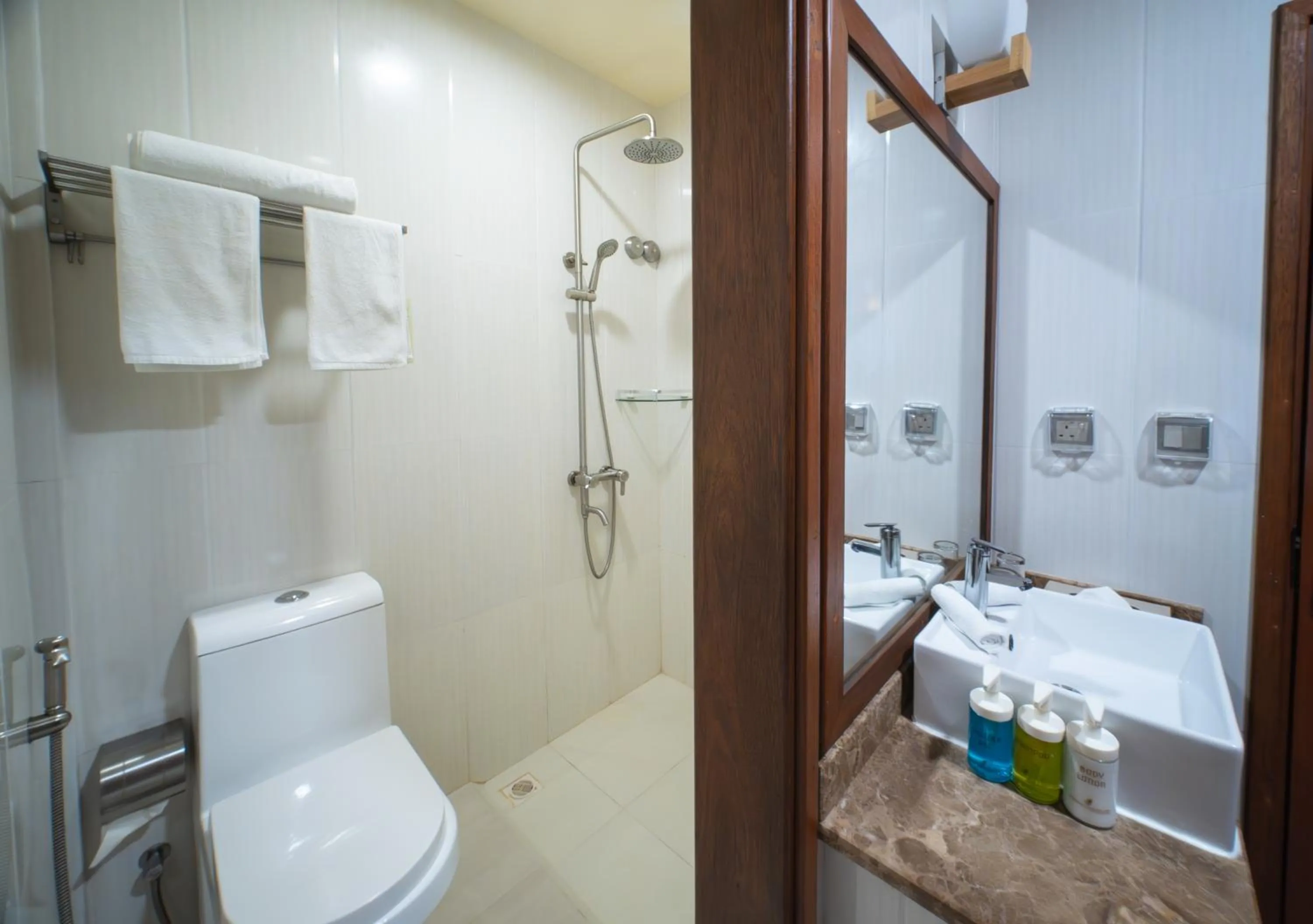 Bathroom in Araamu Hotels Maldives at Dhiffushi