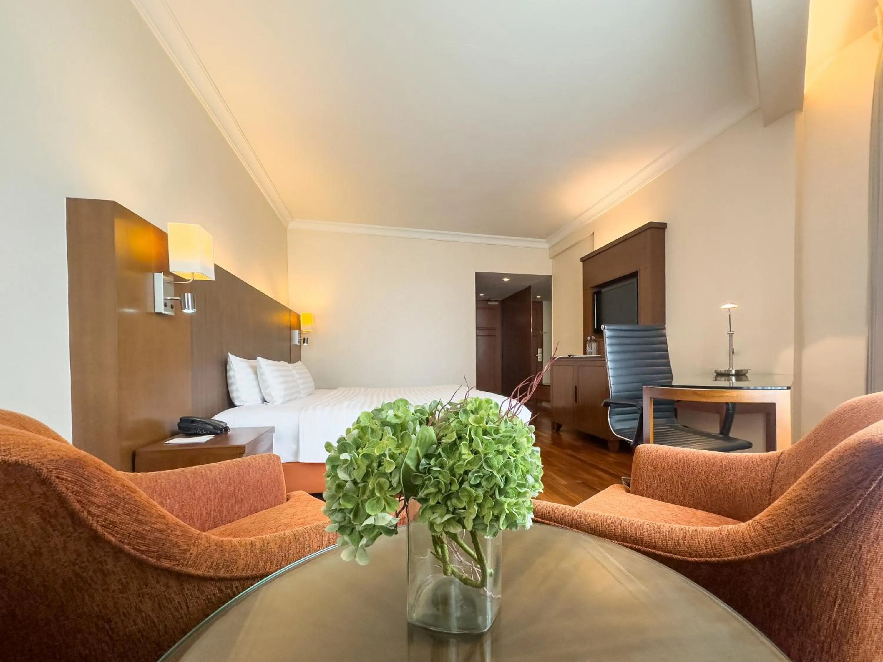 Bedroom, Bed in Rembrandt Hotel Bangkok