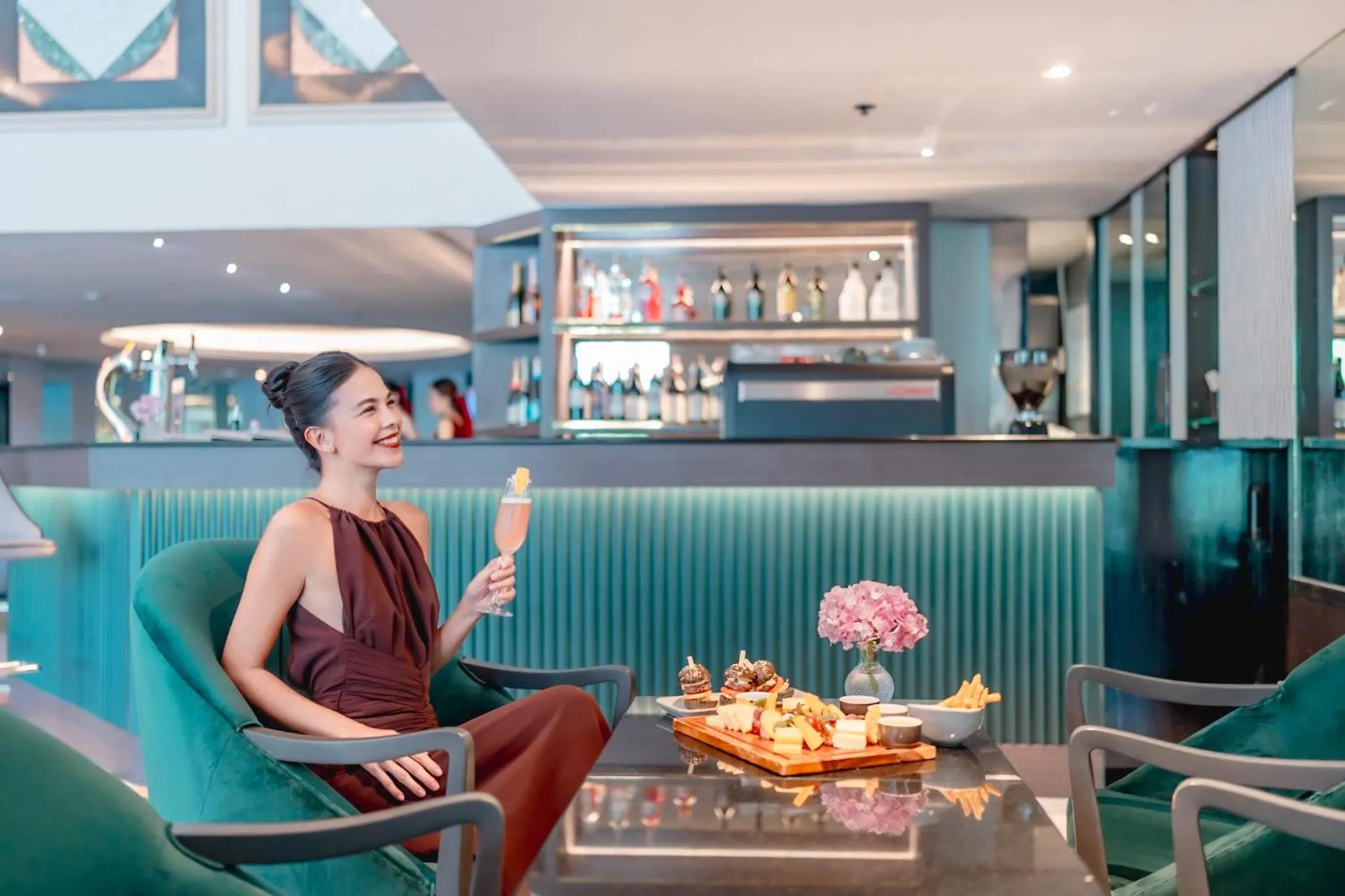 Restaurant/places to eat in Rembrandt Hotel Bangkok