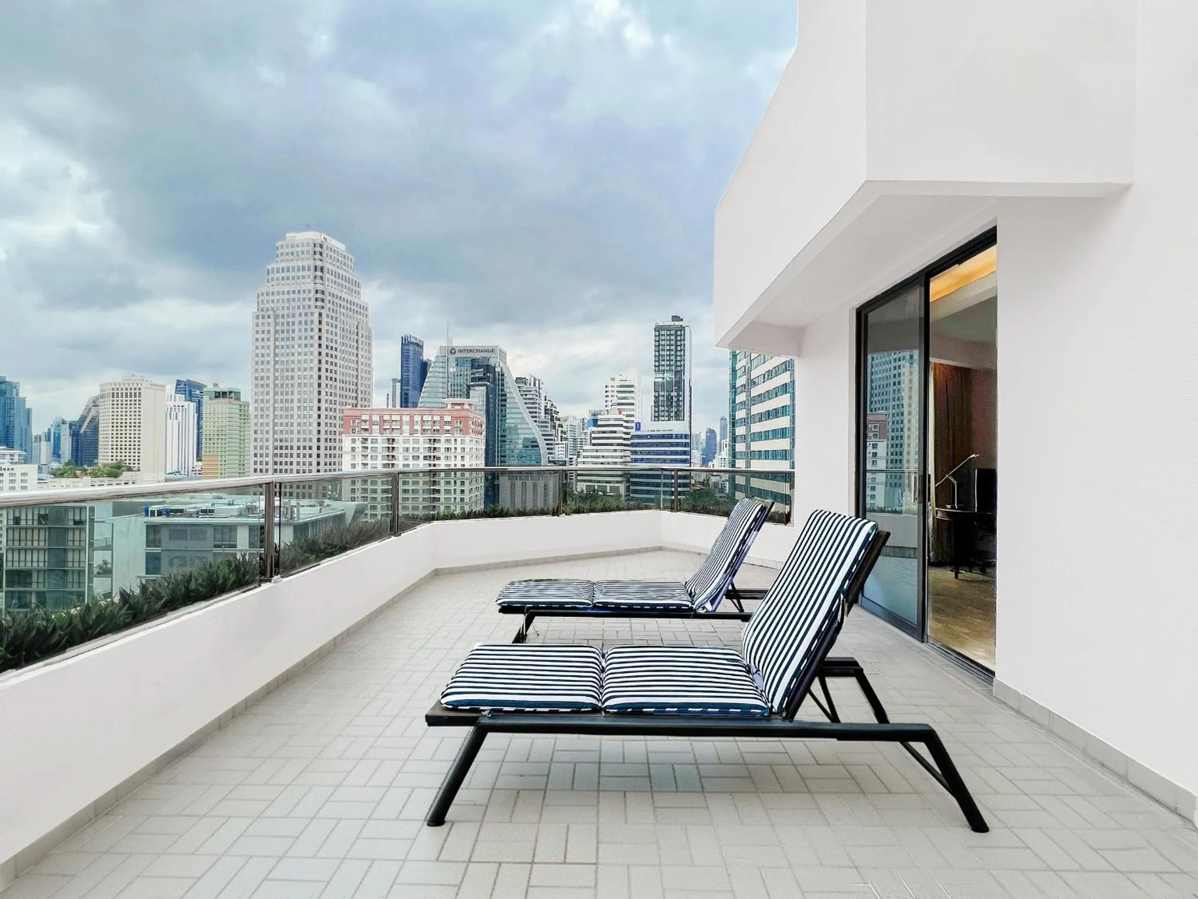 Balcony/Terrace in Rembrandt Hotel Bangkok