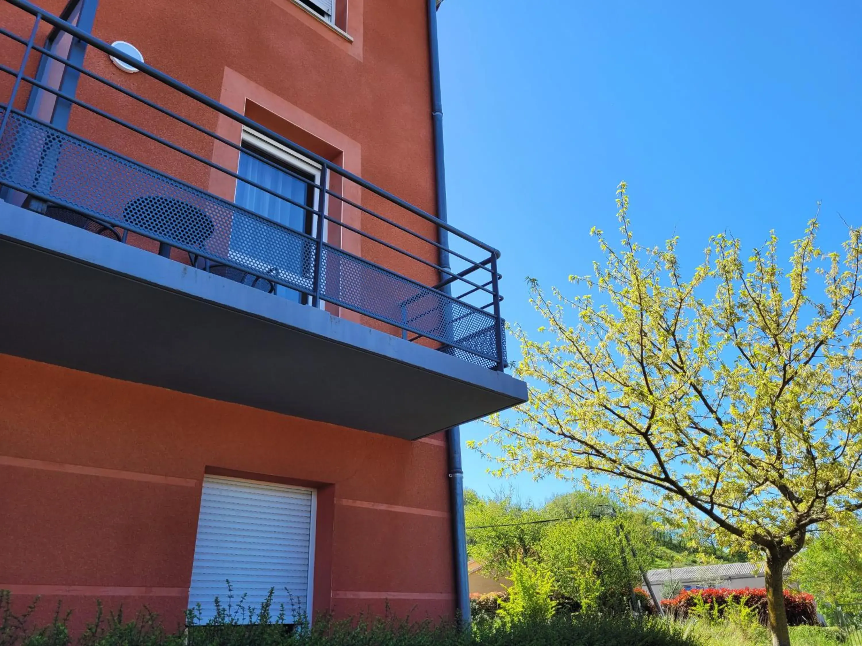 Standard Single Room with Balcony- Annex building (prohibited animals) in Hotel Restaurant Les Chataigniers Standard Single Room with Balcony- Annex building (prohibited animals) in Hotel Restaurant Les Chataigniers