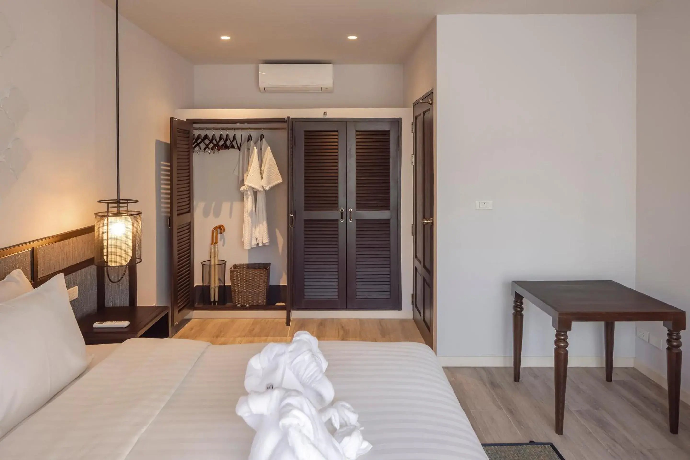 Photo of the whole room, Bed in The Pe La Resort, Phuket - SHA Extra Plus Photo of the whole room, Bed in The Pe La Resort, Phuket - SHA Extra Plus