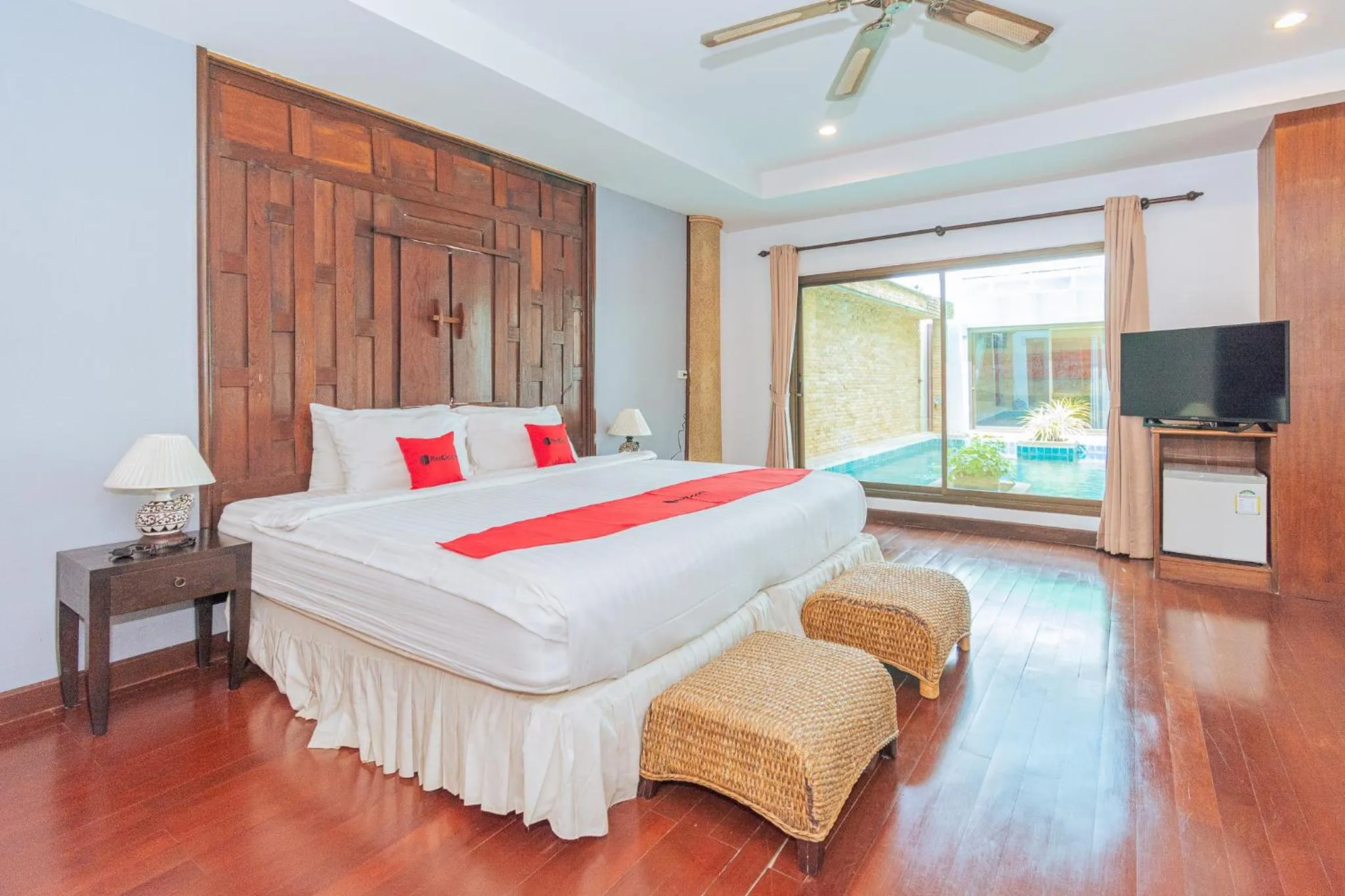 Bed in Evergreen boutique Hua Hin
