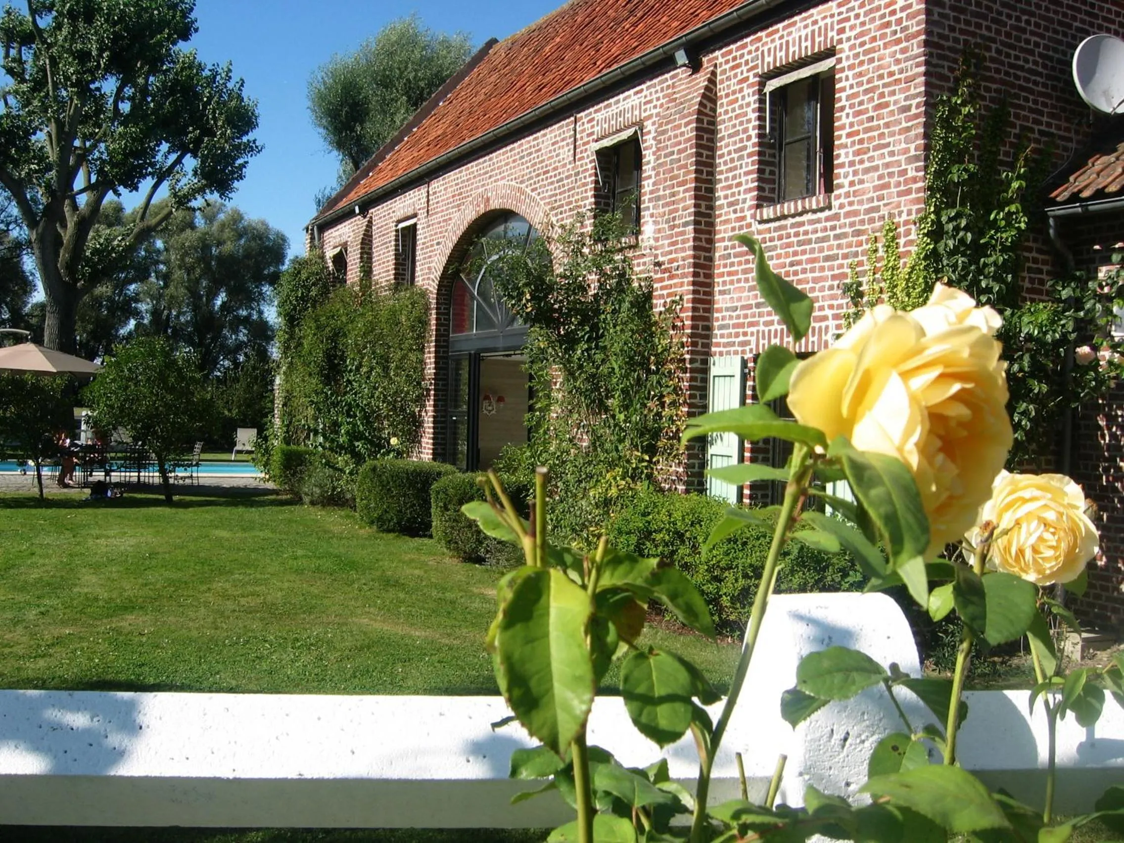 Facade/entrance in Gîte Du Haut Ballot