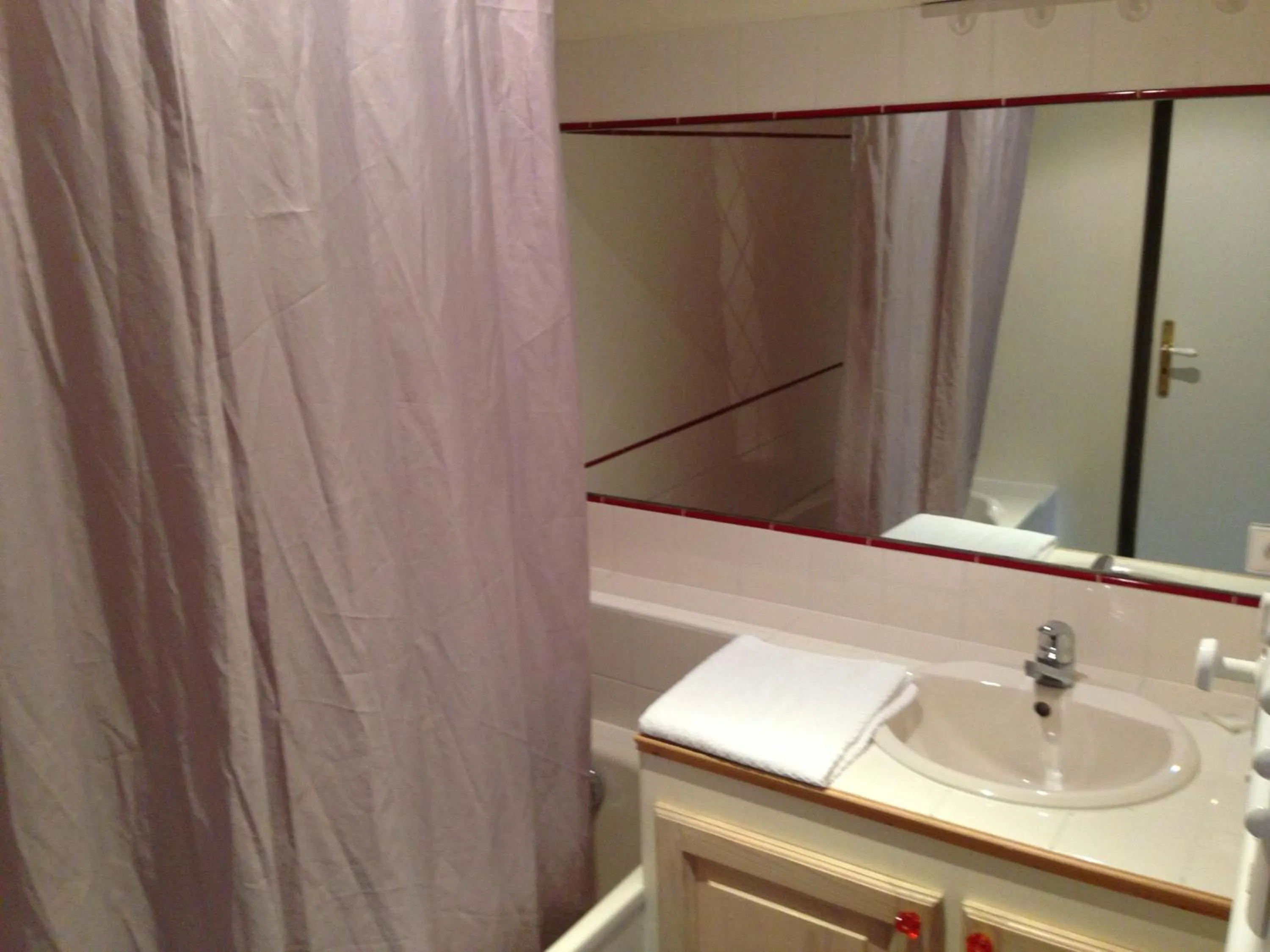 Bathroom in Gîte Du Haut Ballot