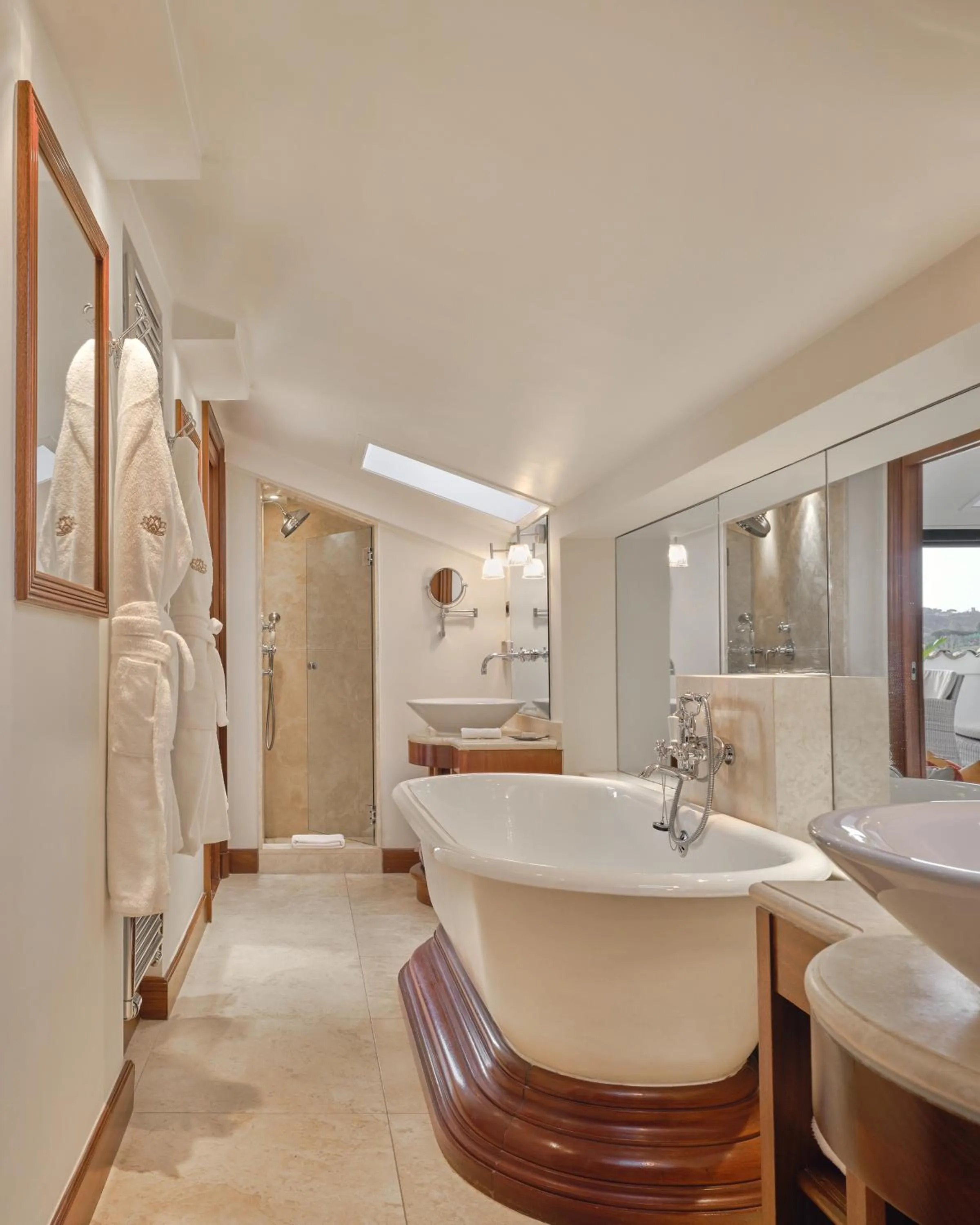 Bathroom in Airelles Pan Dei Palais