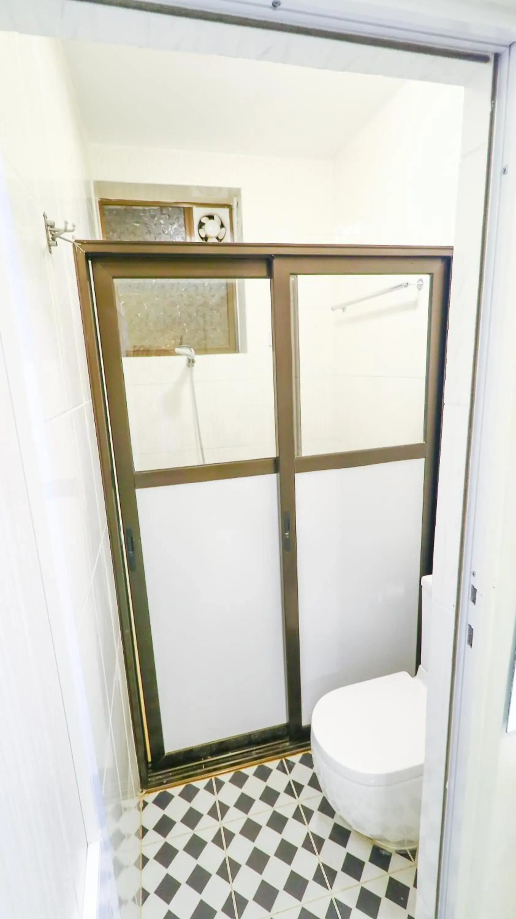 Bathroom in Peponi Living Spaces Bathroom in Peponi Living Spaces