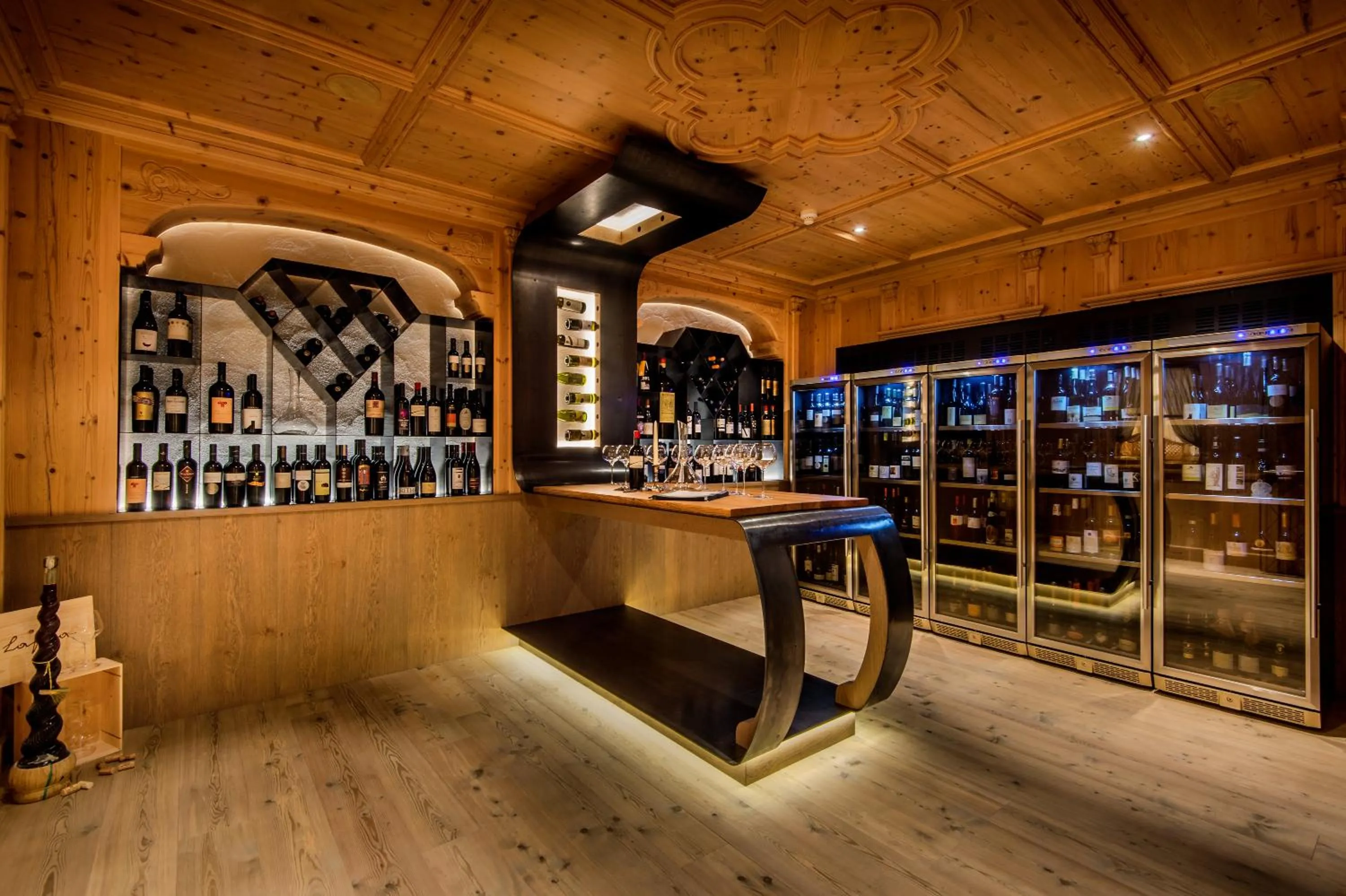 Restaurant/places to eat in Hotel Diamant