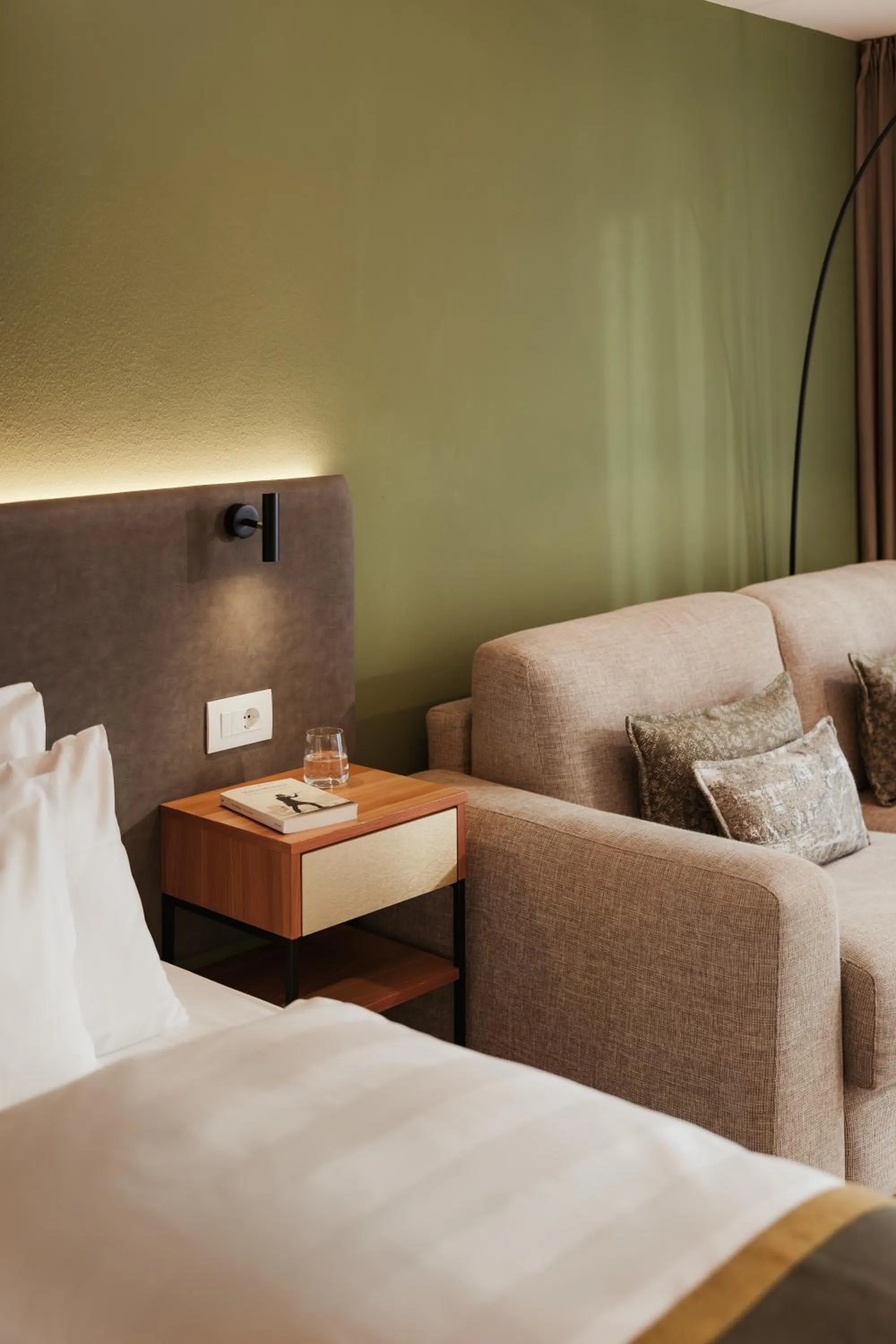 Bed in Hotel Diamant