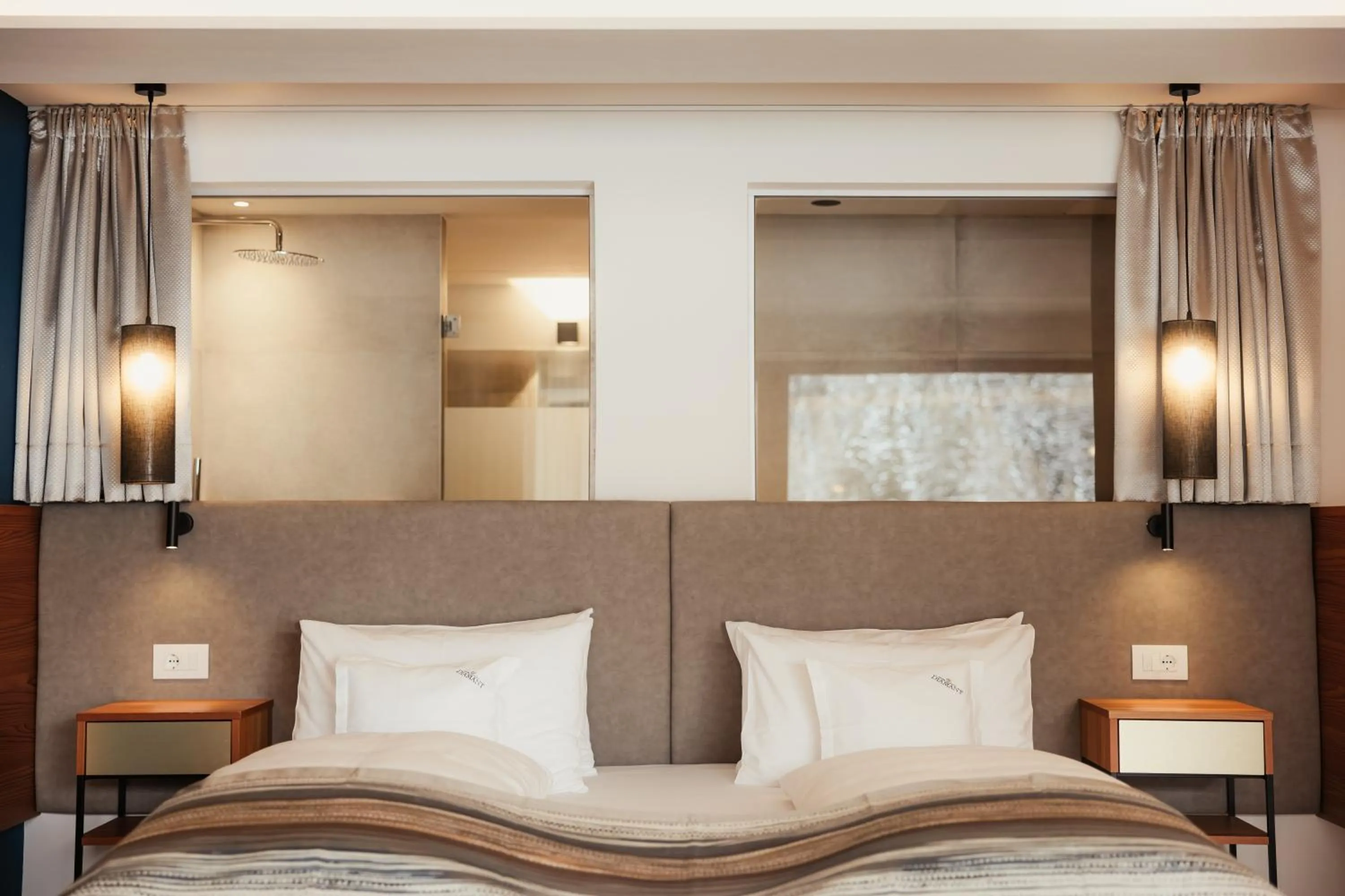 Bed in Hotel Diamant