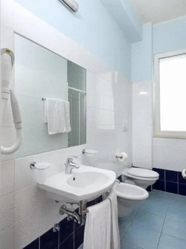 Bathroom in Hotel Belmar