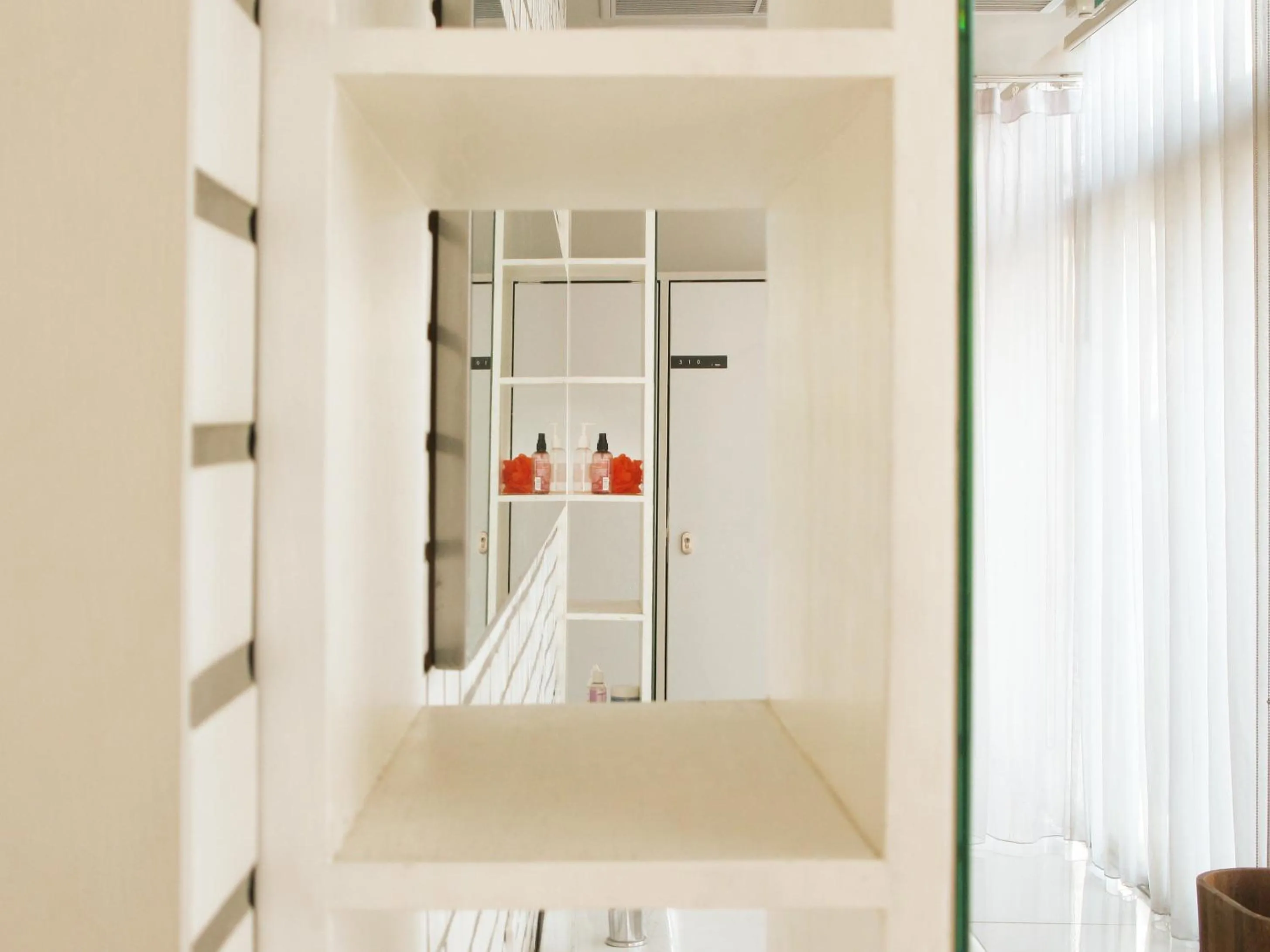 wardrobe in Refillnow! Hostel