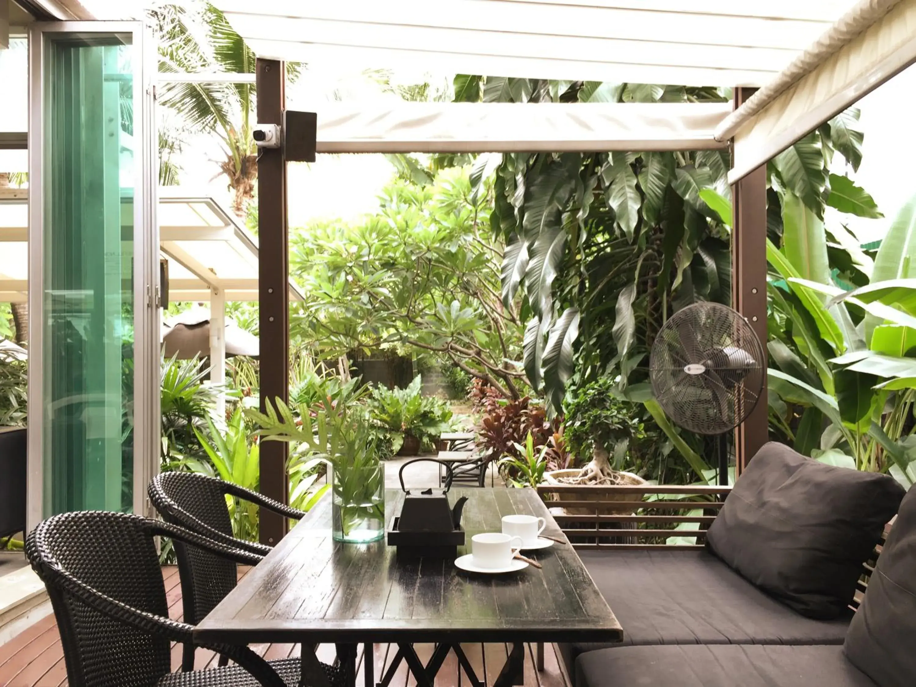 Restaurant/places to eat in Refillnow! Hostel Restaurant/places to eat in Refillnow! Hostel