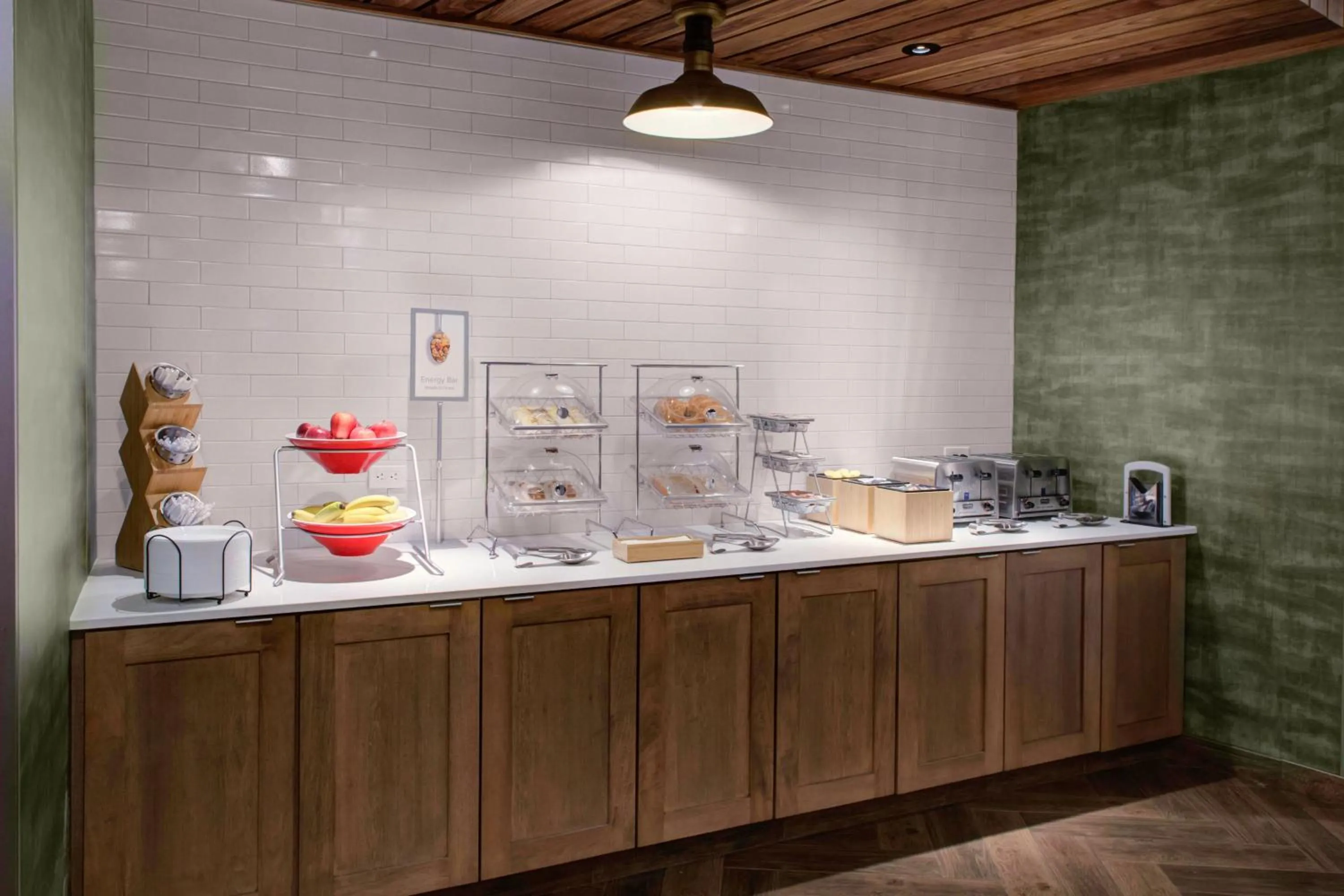 Breakfast in Fairfield Inn & Suites by Marriott Allentown West