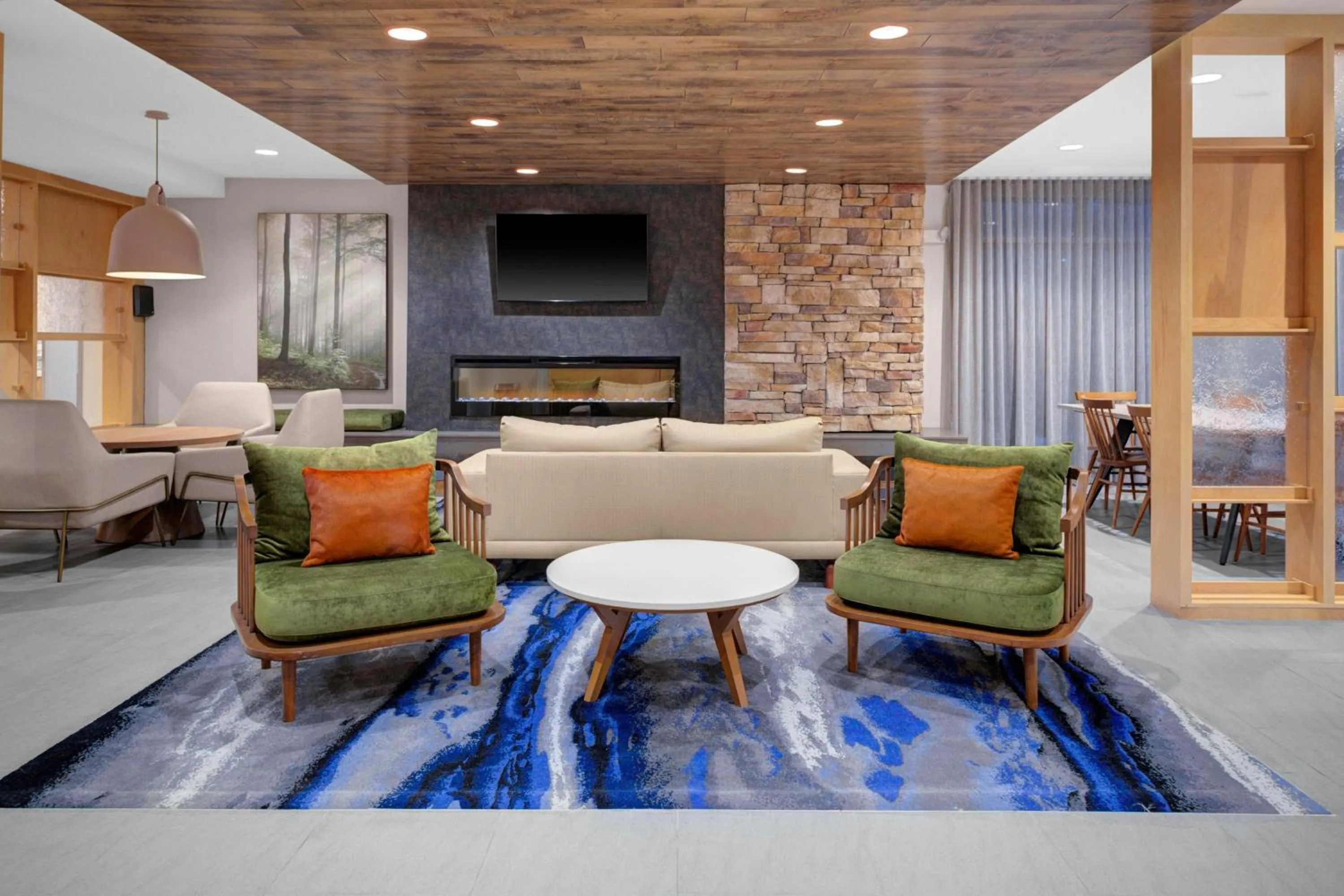 Lobby or reception in Fairfield Inn & Suites by Marriott Roanoke Salem