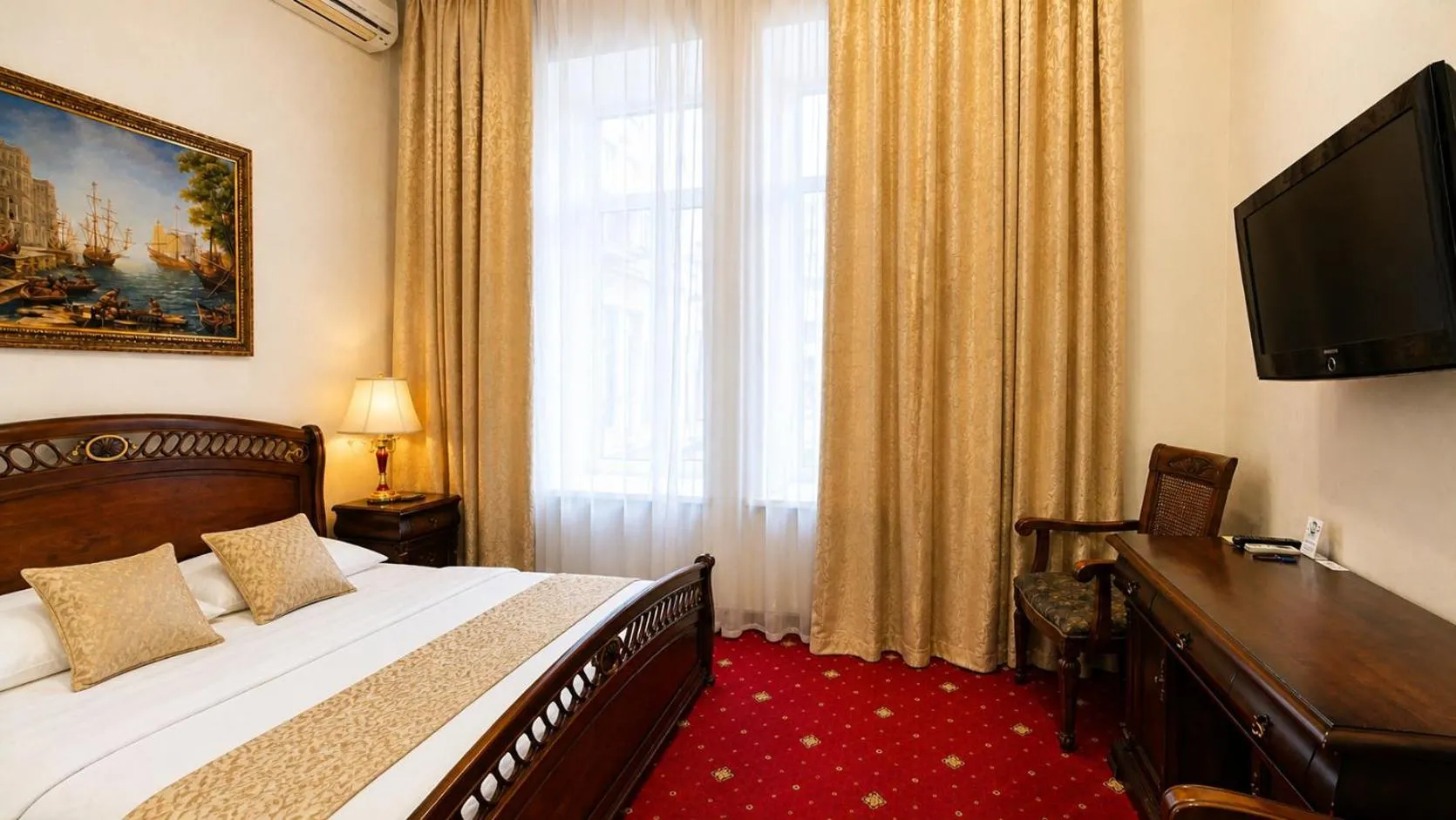 Bed in Oreanda Hotel