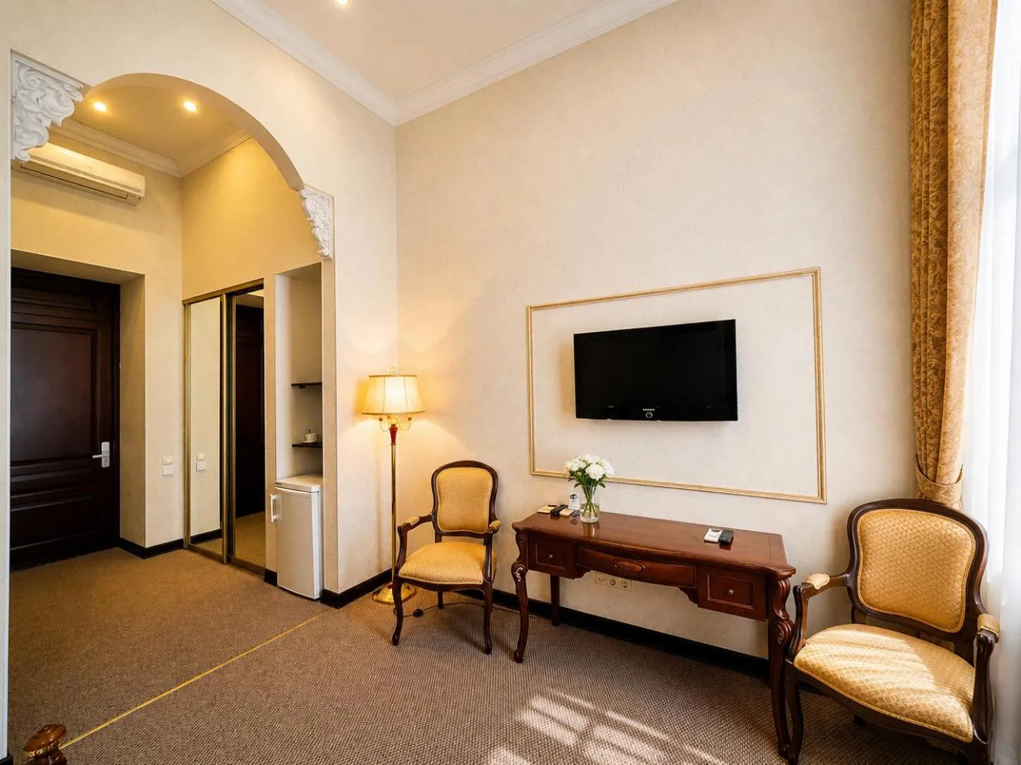 TV and multimedia in Oreanda Hotel