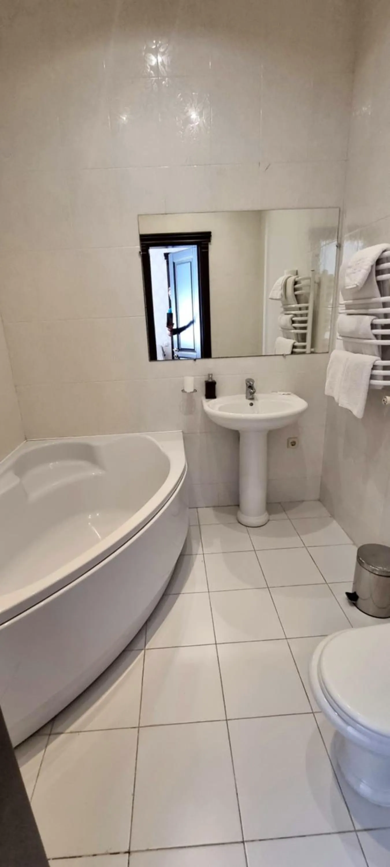 Toilet in Oreanda Hotel