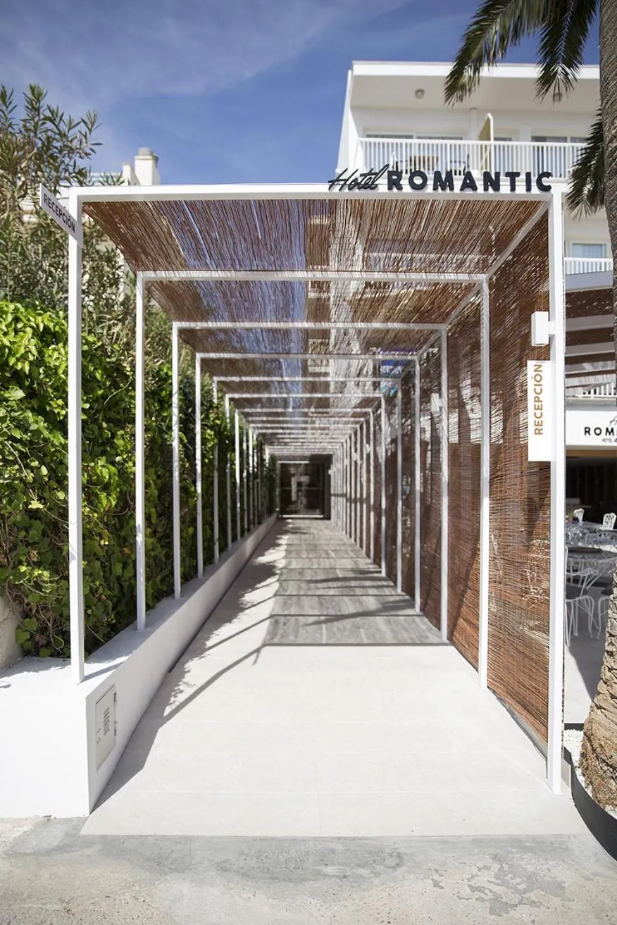 Facade/entrance in Cabot Romantic- Adults Only