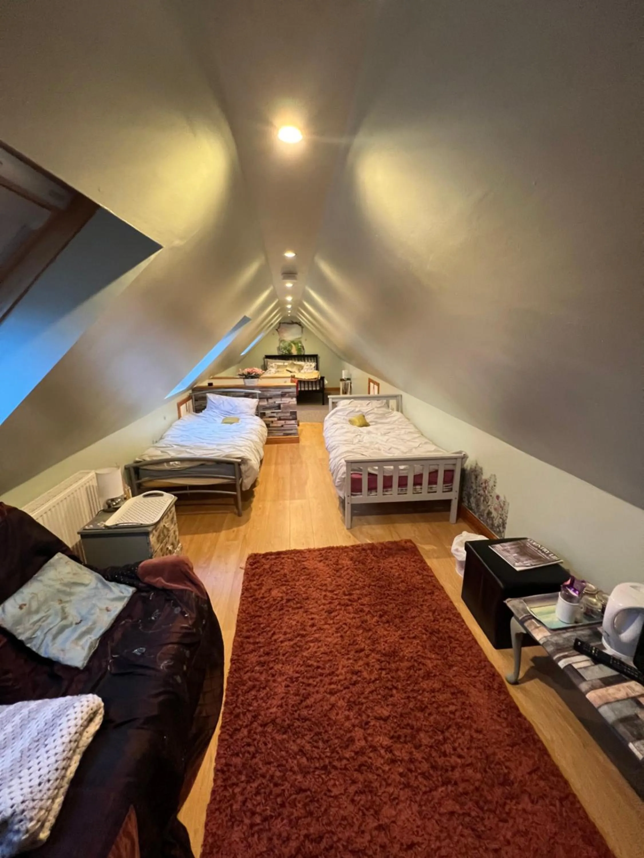 TV and multimedia, Bed in Prelude Guesthouse, Brigsley Grimsby