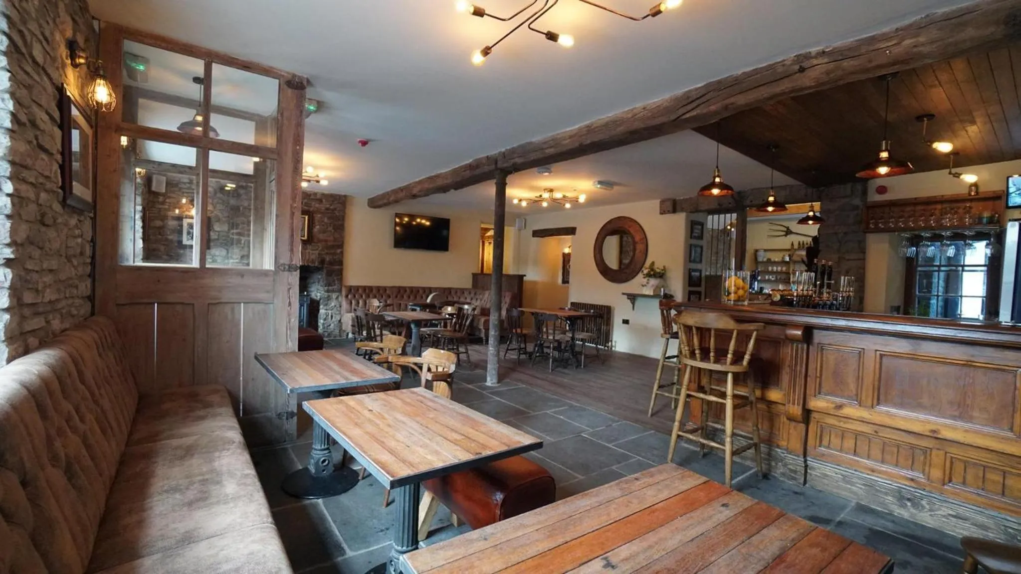 Restaurant/places to eat in The Horseshoe Inn